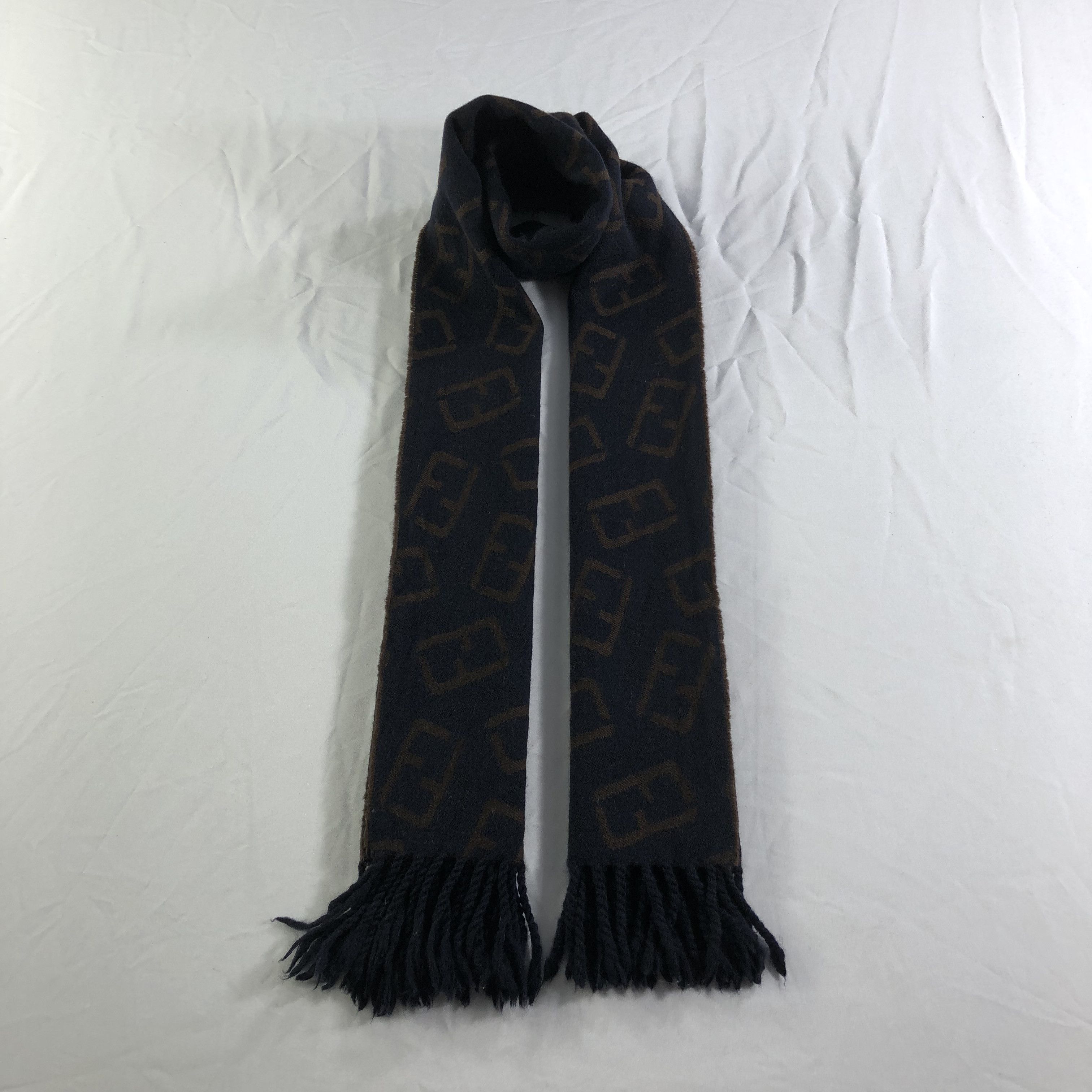 Fendi Fendi Monogram Wool Scarf Muffler Neckwear V2302 Size ONE SIZE - 2 Thumbnail
