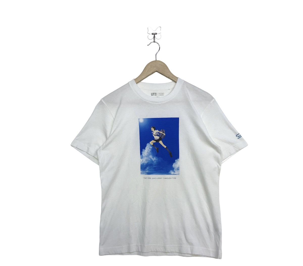Uniqlo By Mamoru Hosoda!! Uniqlo X Toki wo Kakeru Shoujo Anime Tee Size US S / EU 44-46 / 1 - 1 Thumbnail