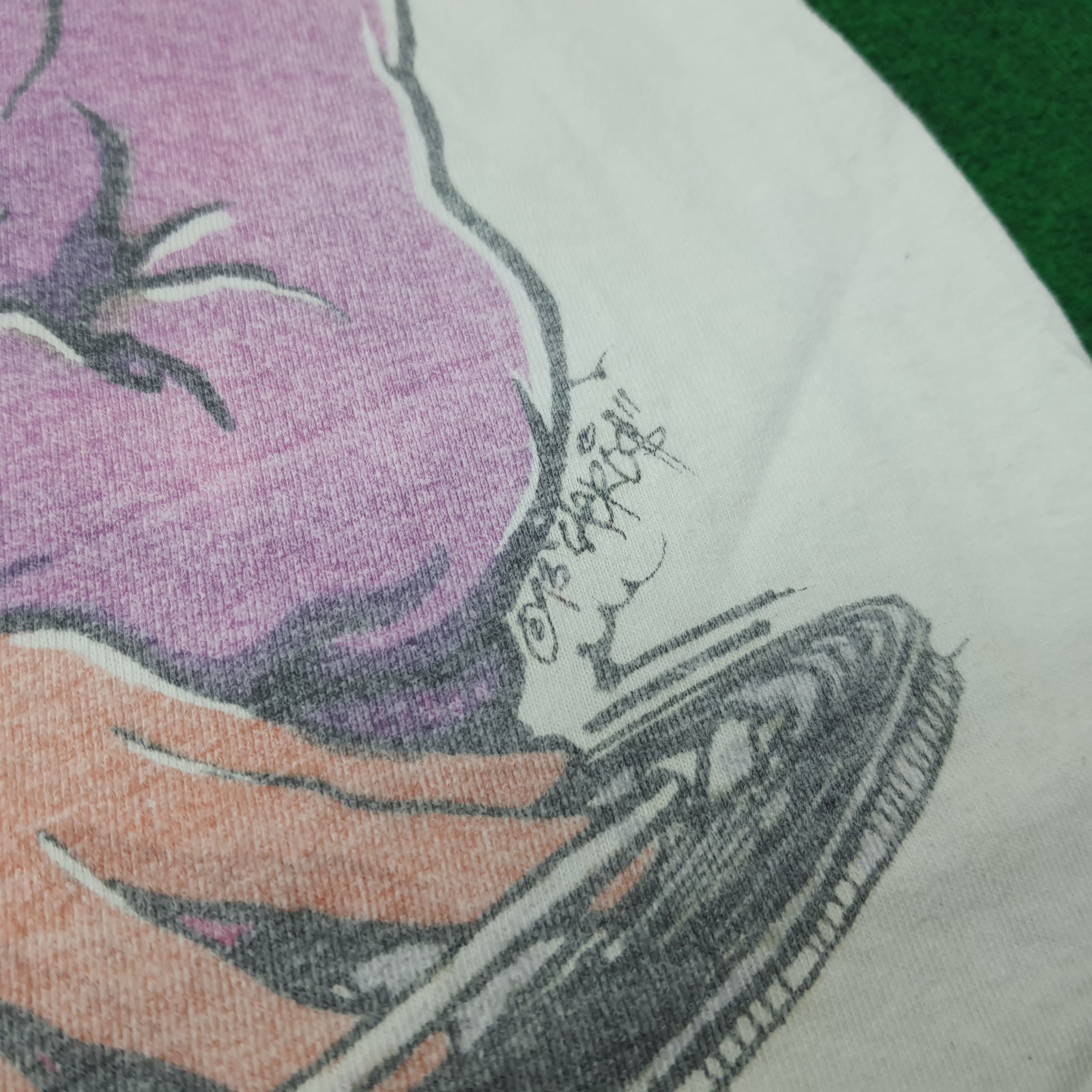 Vintage Vintage 90s Airbrush Hip Hop DJ Tshirt C267N40 Size US L / EU 52-54 / 3 - 3 Thumbnail