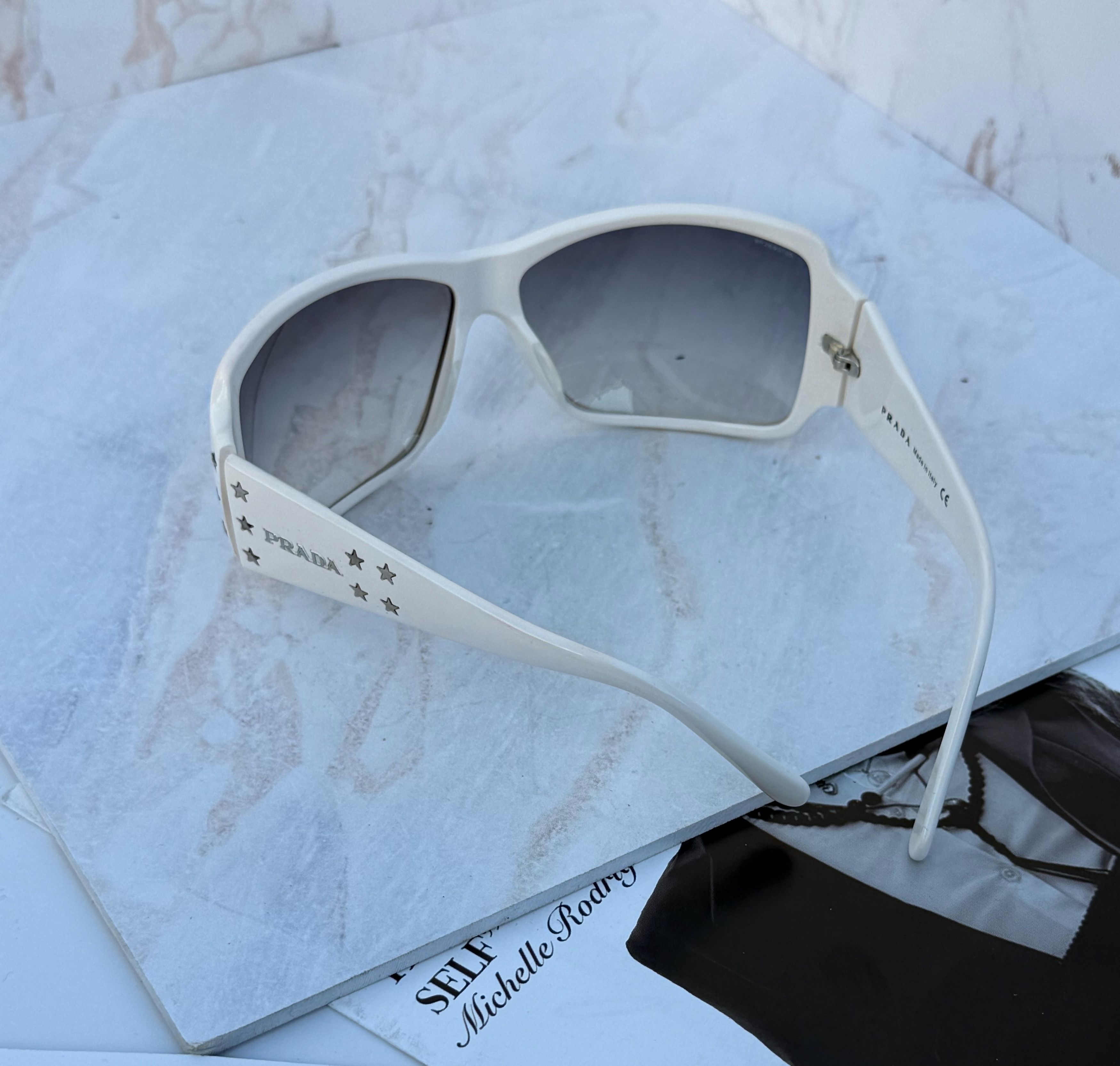 Prada Prada sunglasses SPR19G Vintage Sunglasses Stars Size ONE SIZE - 2 Thumbnail