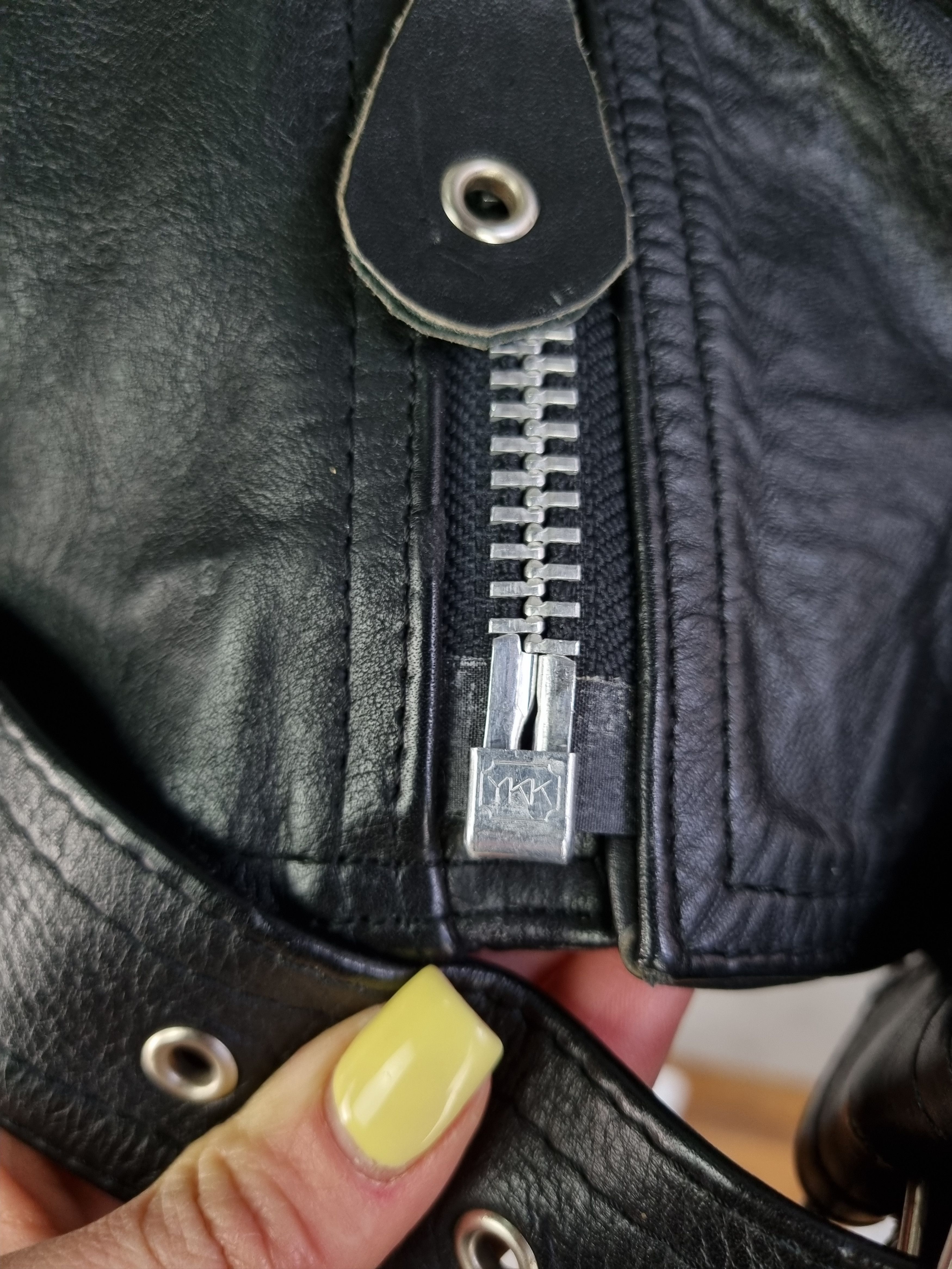 Genuine Leather Osh Gosh Real Leather Collection Size US M / EU 48-50 / 2 - 12 Thumbnail