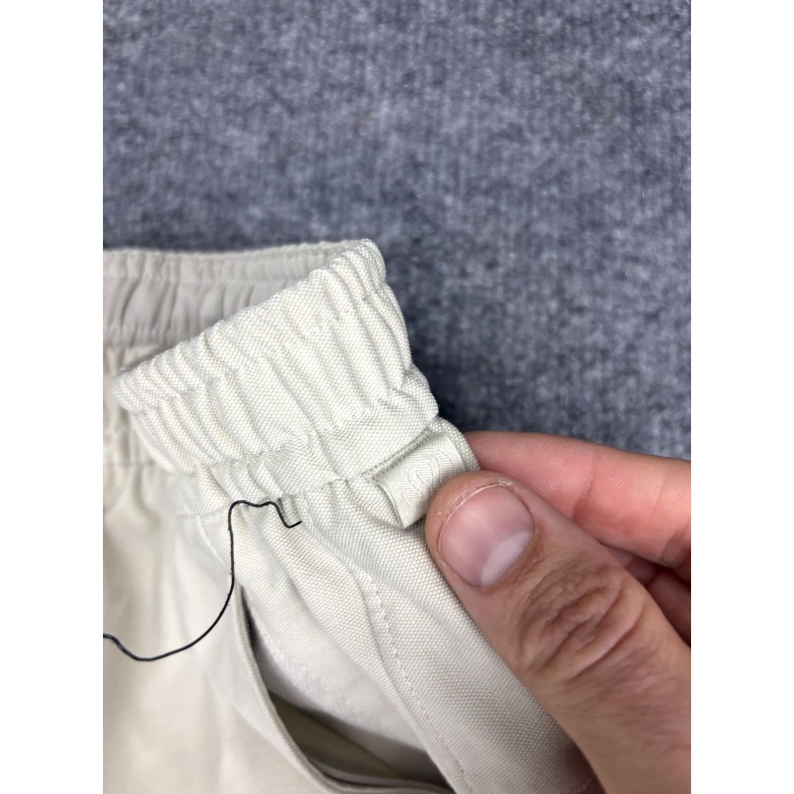 Lululemon Lululemon Mens Small Jogger Pants White Twill Elastic Waist Pockets Zip Pocket Size US 29 - 2 Thumbnail