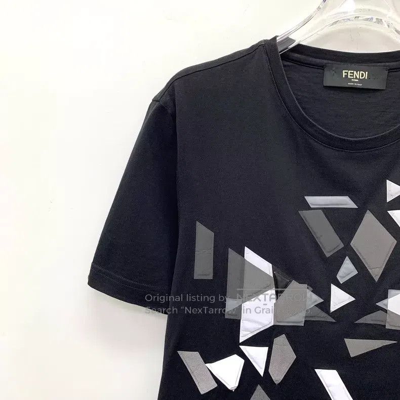 Fendi Fendi Black geometric pattern embossed cotton round neck s Size US S / EU 44-46 / 1 - 3 Thumbnail