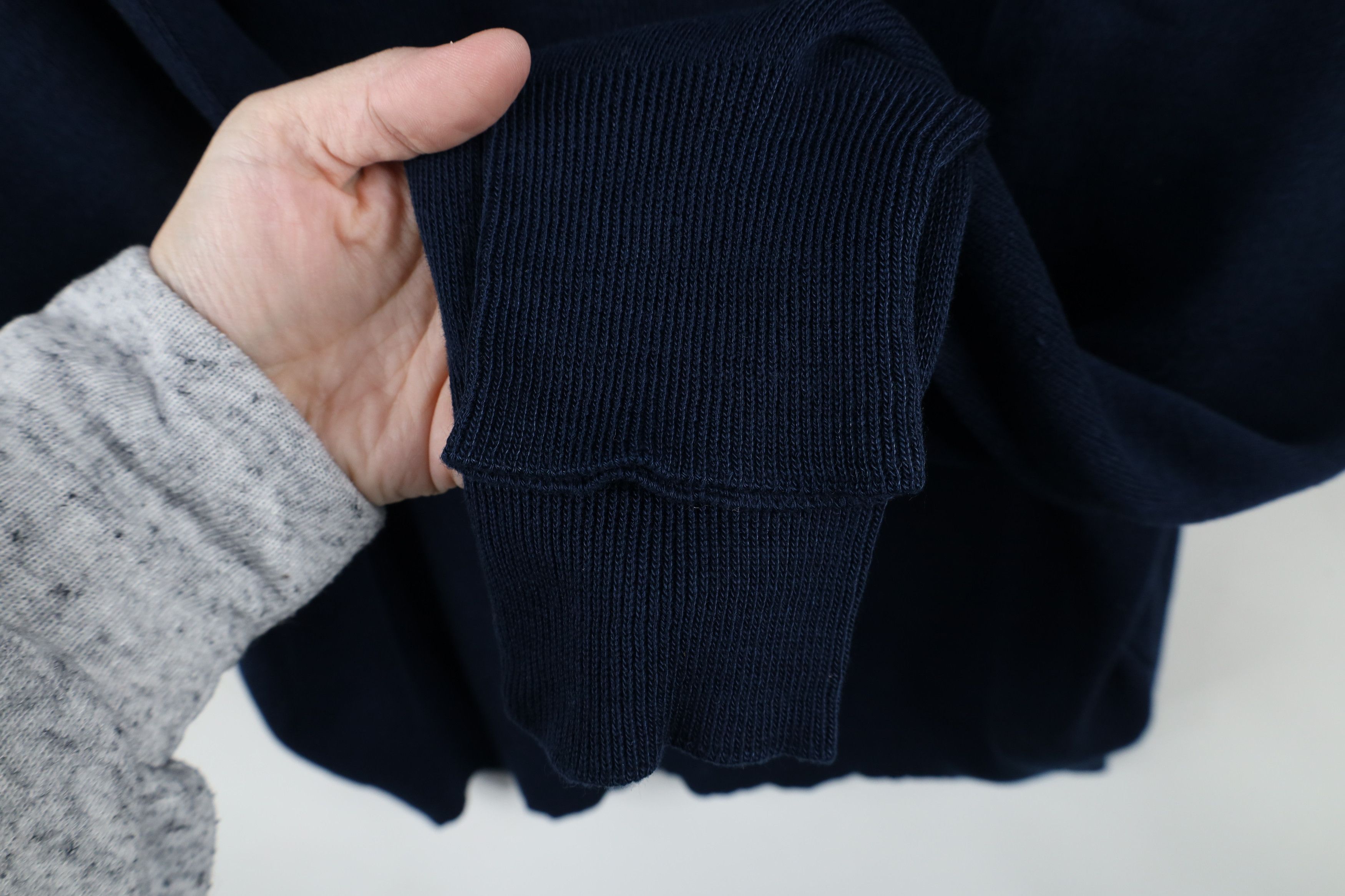 Vintage Vintage 90s Streetwear Lightweight Knit V-Neck Sweater USA Size US XXL / EU 58 / 5 - 4 Thumbnail