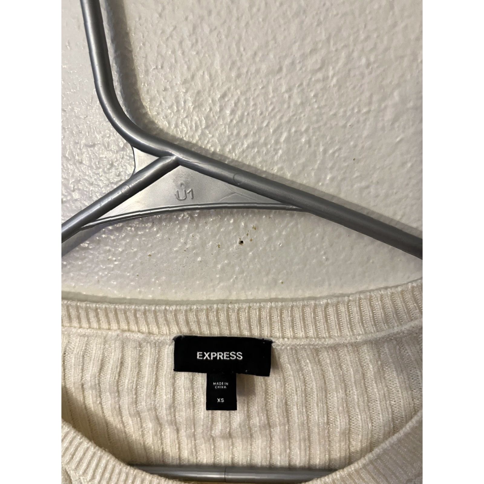 Express EXPRESS Ribbed Crew Neck Puff Sleeve Peplum Sweater -SWAN - Size XS Cream Women Sweater Puff Sleeve XS Cream Express Cardigan Vintage? Size XS / US 0-2 / IT 36-38 - 3 Thumbnail