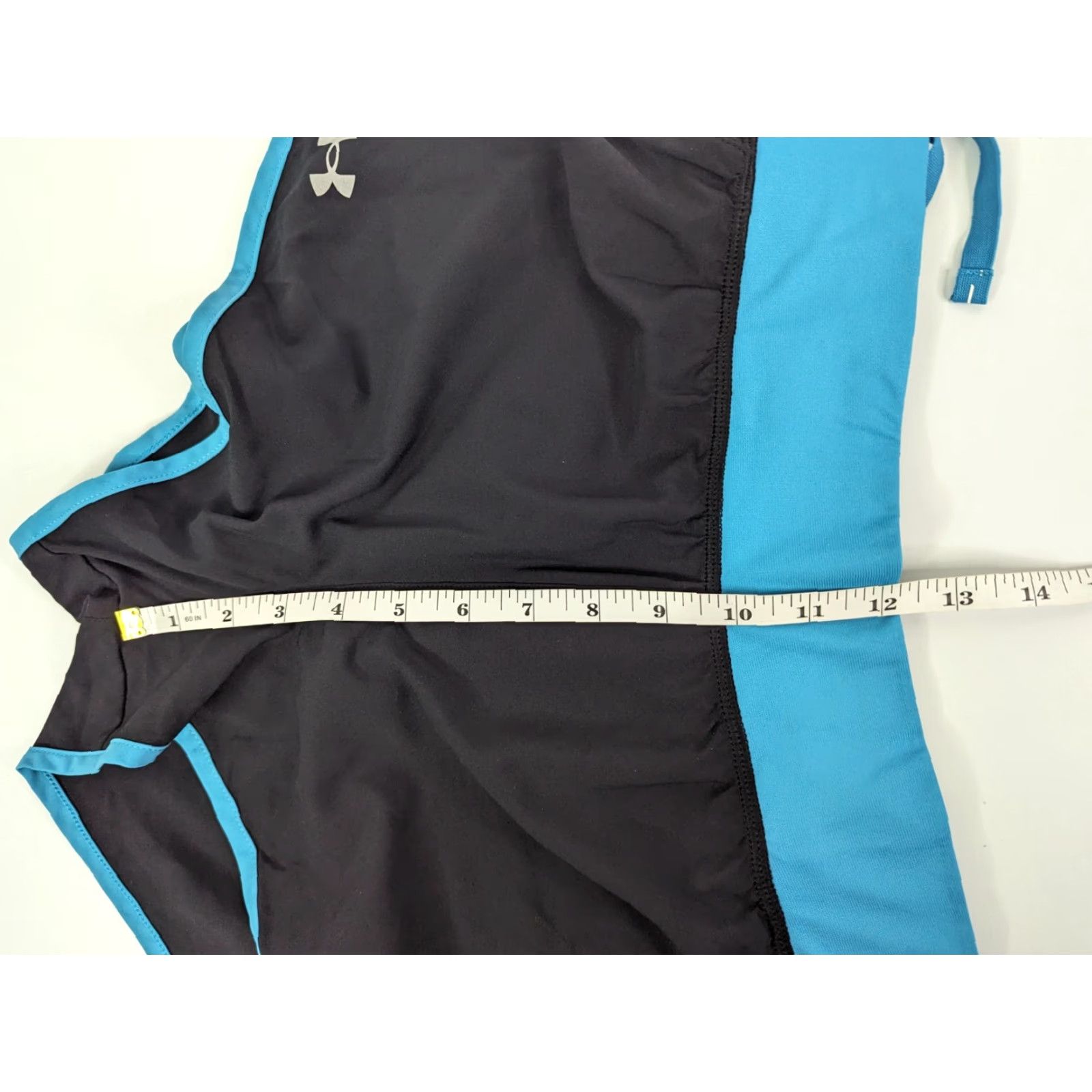 Under Armour Under Armour Heatgear Fitted SpeedPocket Zip Running Shorts Blue Women's L Size 36" / US 14 / IT 50 - 4 Thumbnail