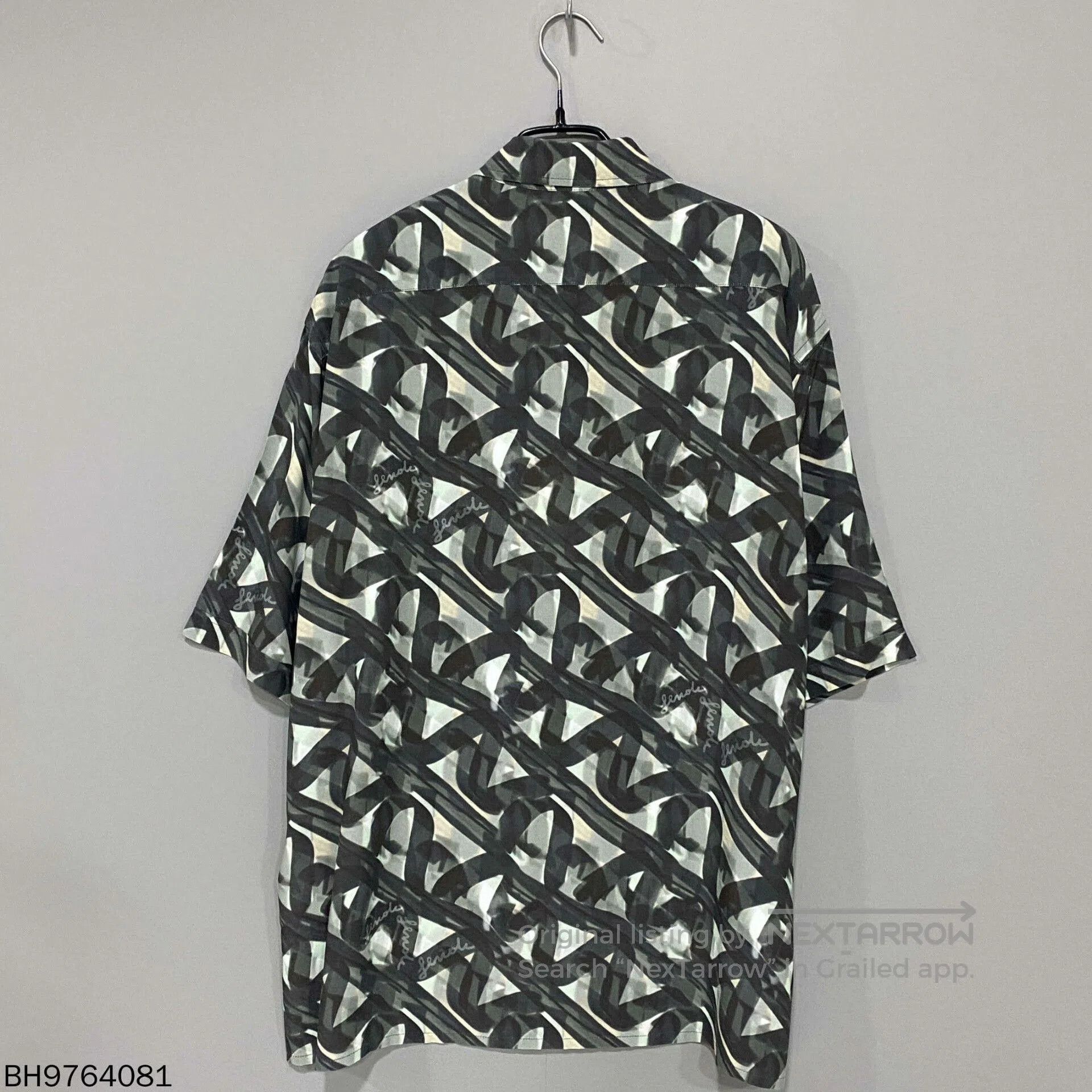 Fendi Fendi Graffiti Silk Short Sleeve Shirt. Size US XXS / EU 40 - 3 Thumbnail