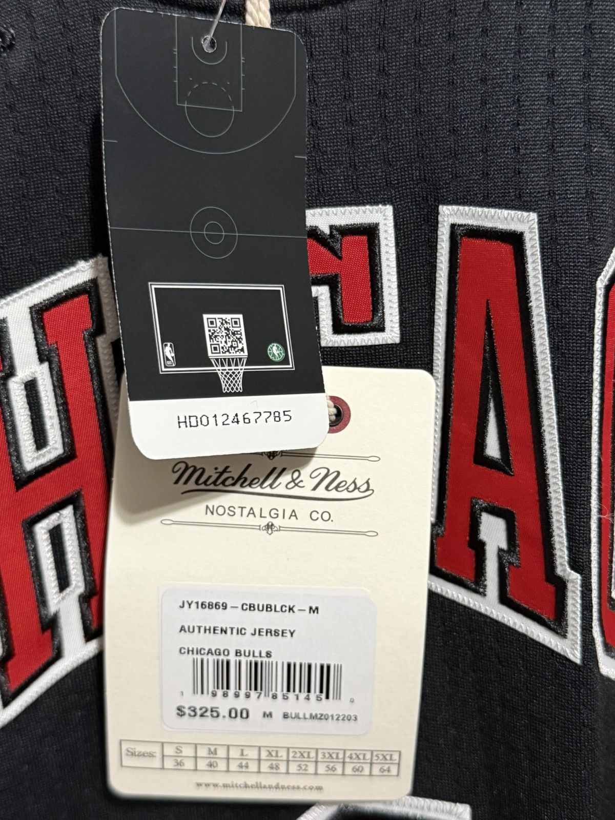 Mitchell & Ness Mitchell and Ness Authentic Derrick Rose Jersey Size US M / EU 48-50 / 2 - 7 Thumbnail