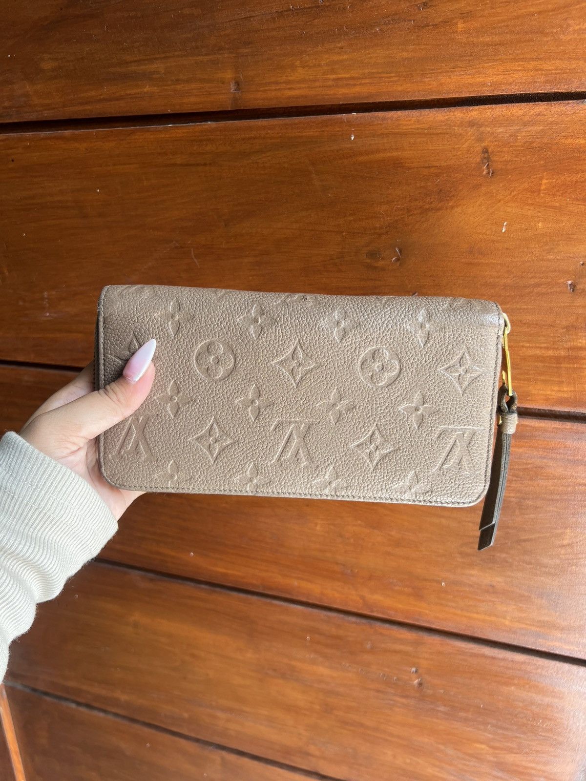 Louis Vuitton Authentic Louis Vuitton Zippy Empreinte Wallet Turtledove Size ONE SIZE - 2 Thumbnail