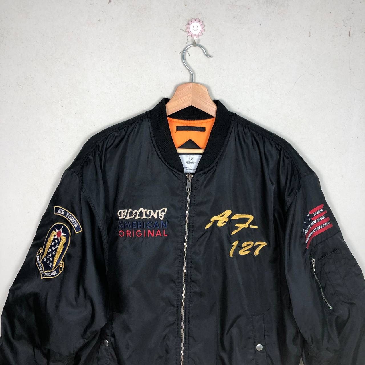 Vintage US Air Force Military Bomber Jacket USA Flight Jacket Size US L / EU 52-54 / 3 - 4 Thumbnail