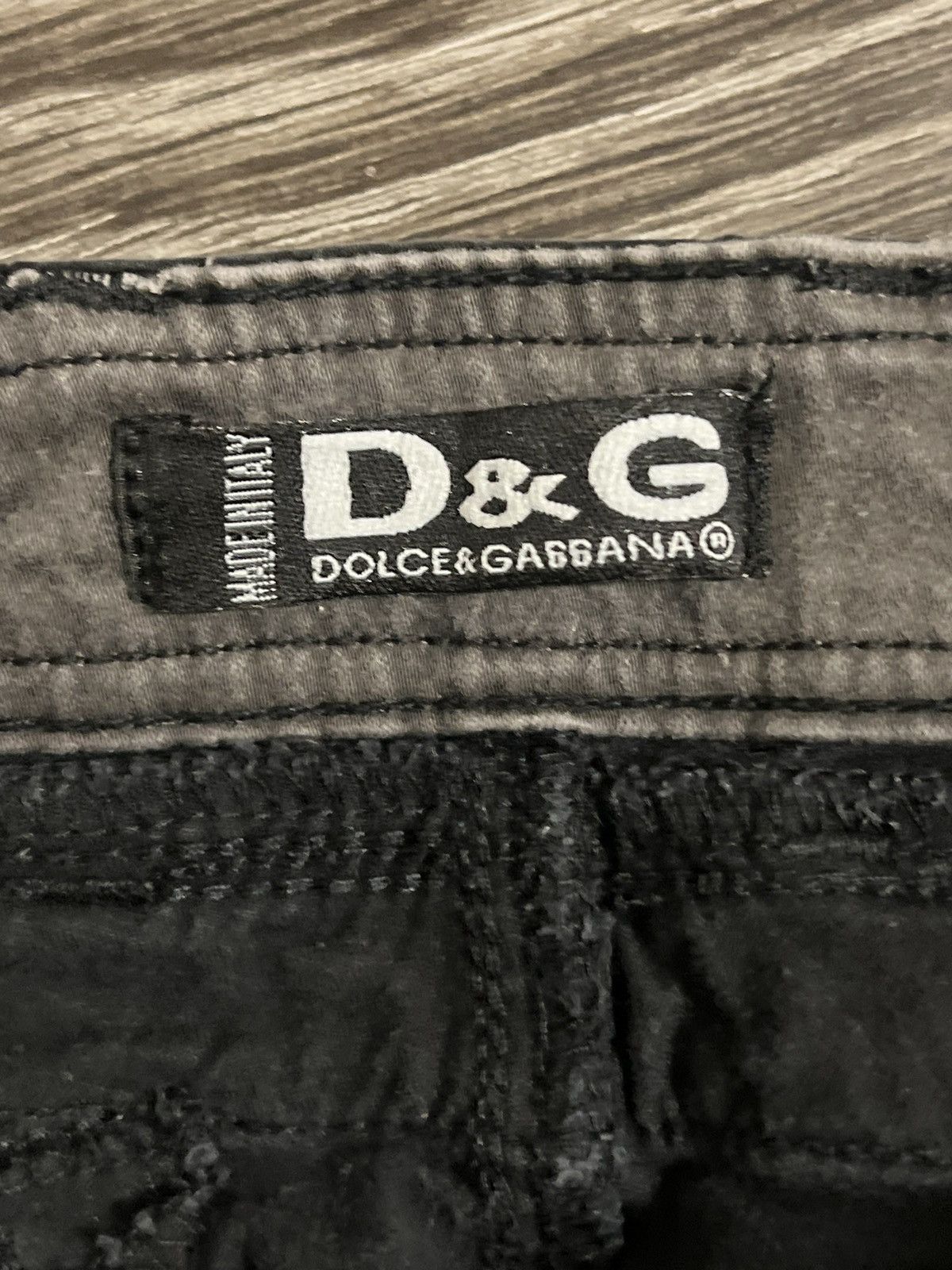 Designer × Dolce & Gabbana × Vintage Dolce & Gabbana Cross Button Pants Size 27" / US 4 / IT 40 - 5 Thumbnail