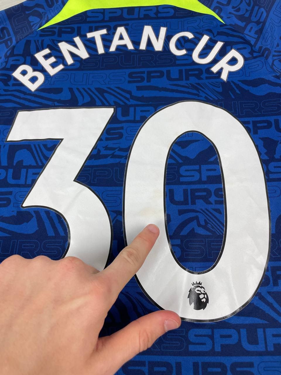 Nike Nike Tottenham 2022 2023 Bentancur #30 Training Jersey Size US S / EU 44-46 / 1 - 15 Thumbnail