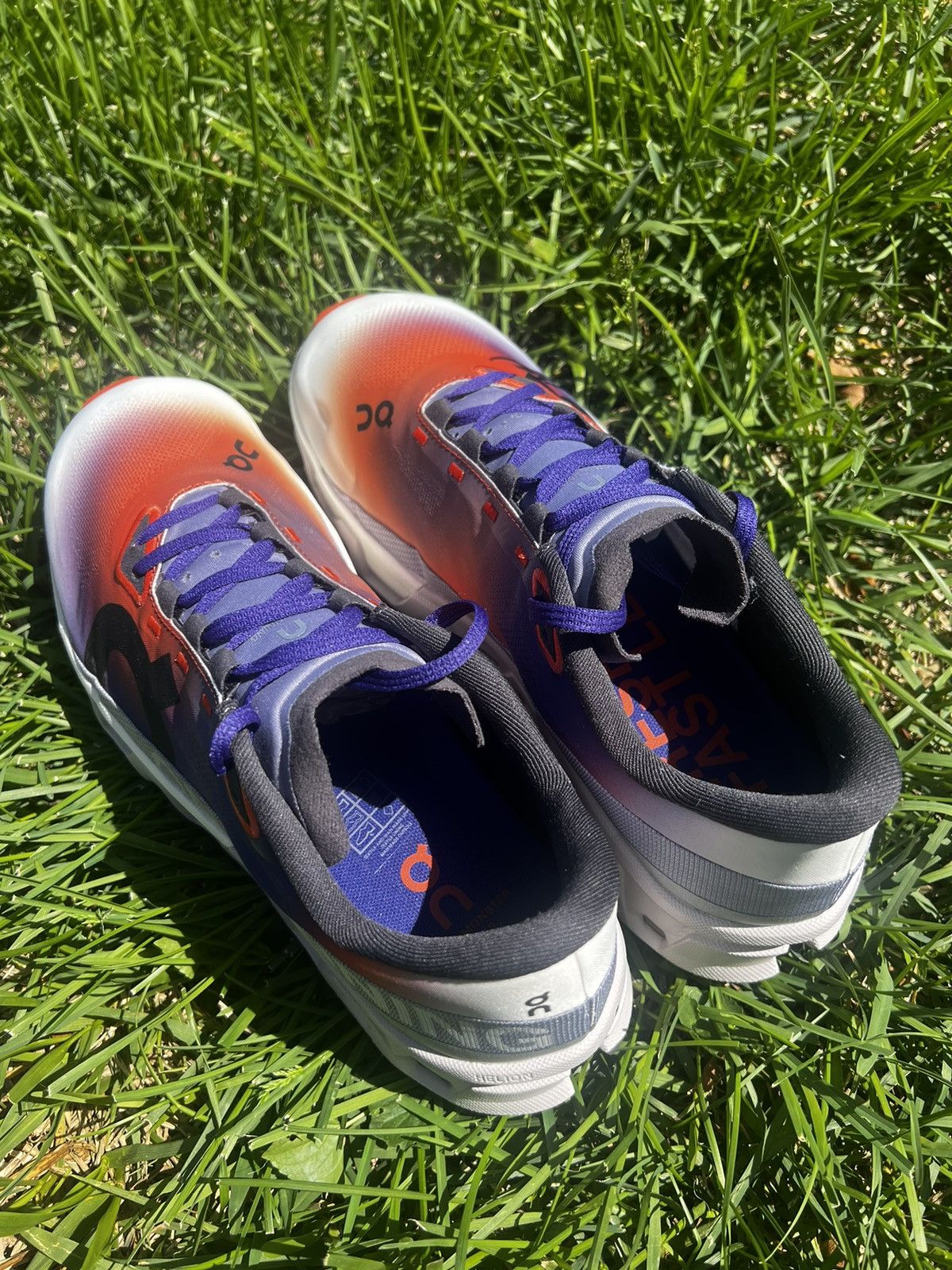 On CLEAN On CloudMonster Hyper size 10 Womens Flame Frost Size US 10 / IT 40 - 3 Thumbnail