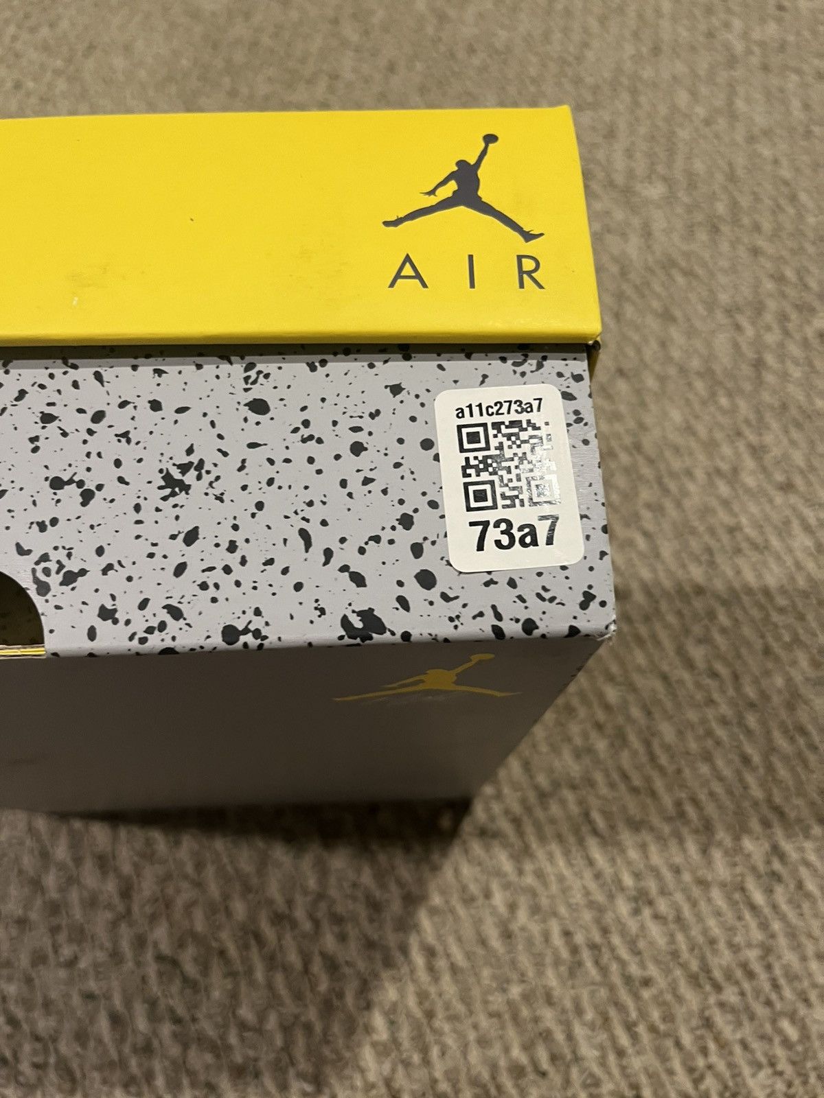 Jordan Brand Jordan 4 taxi/lightning VNDS Size US 8.5 / EU 41-42 - 10 Thumbnail