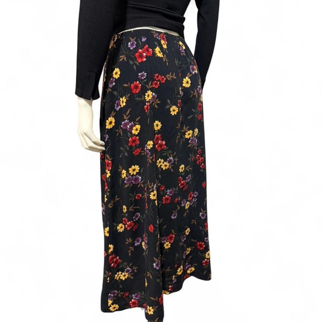 Other VINTAGE Cottage core vibes Black floral skirt Size 28" / US 6 / IT 42 - 3 Thumbnail