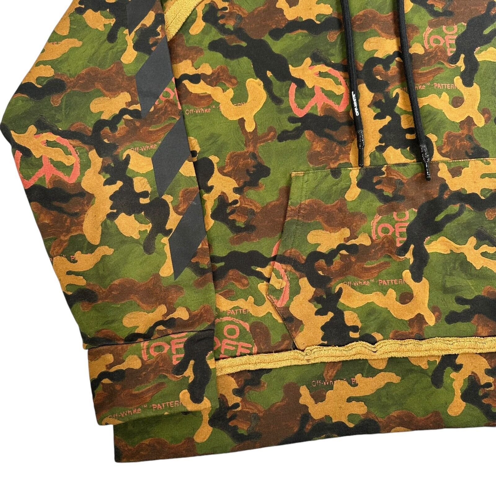 Off-White Off-White Size S Giant Oversized Woodland Camo Hoodie Peace Size US S / EU 44-46 / 1 - 9 Thumbnail