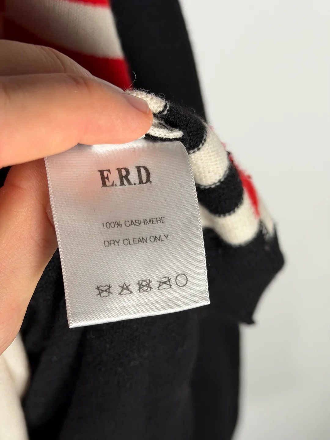 Enfants Riches Deprimes 🚭GRAIL🚭 ERD LORO PIANA 1/10 2018 RUNWAY “BAUHAUS” SWEATER Size US L / EU 52-54 / 3 - 13 Thumbnail