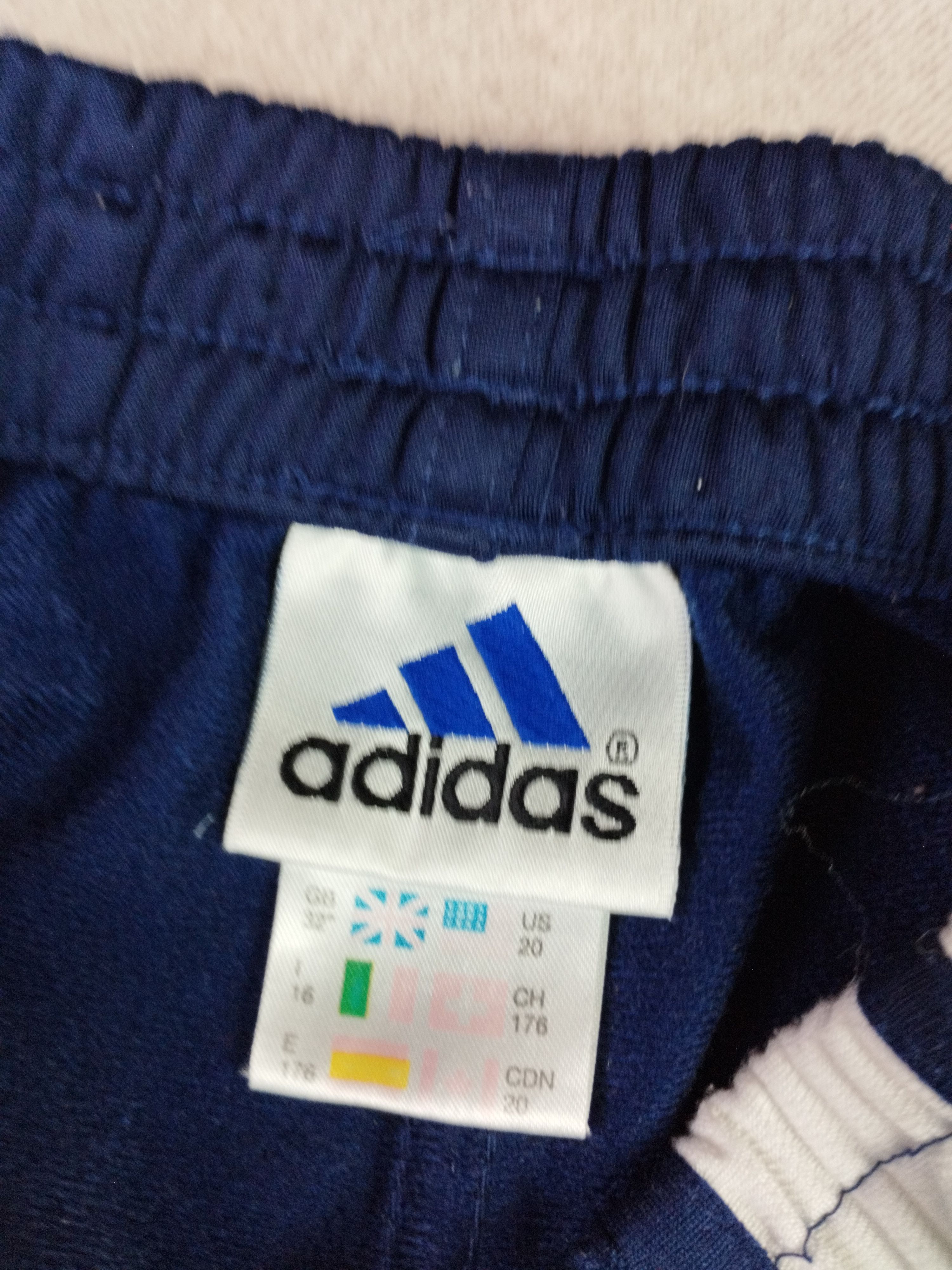 Adidas × Vintage Adidas vintage 90’s track pants button Size US 30 / EU 46 - 4 Thumbnail