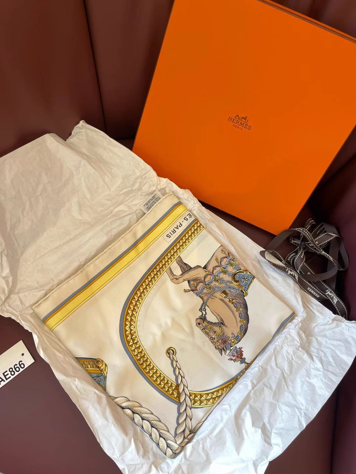 Hermes Hermès Carriage Feast 100% Silk 90x90 Scarf Boxed On Sale Size ONE SIZE - 4 Thumbnail