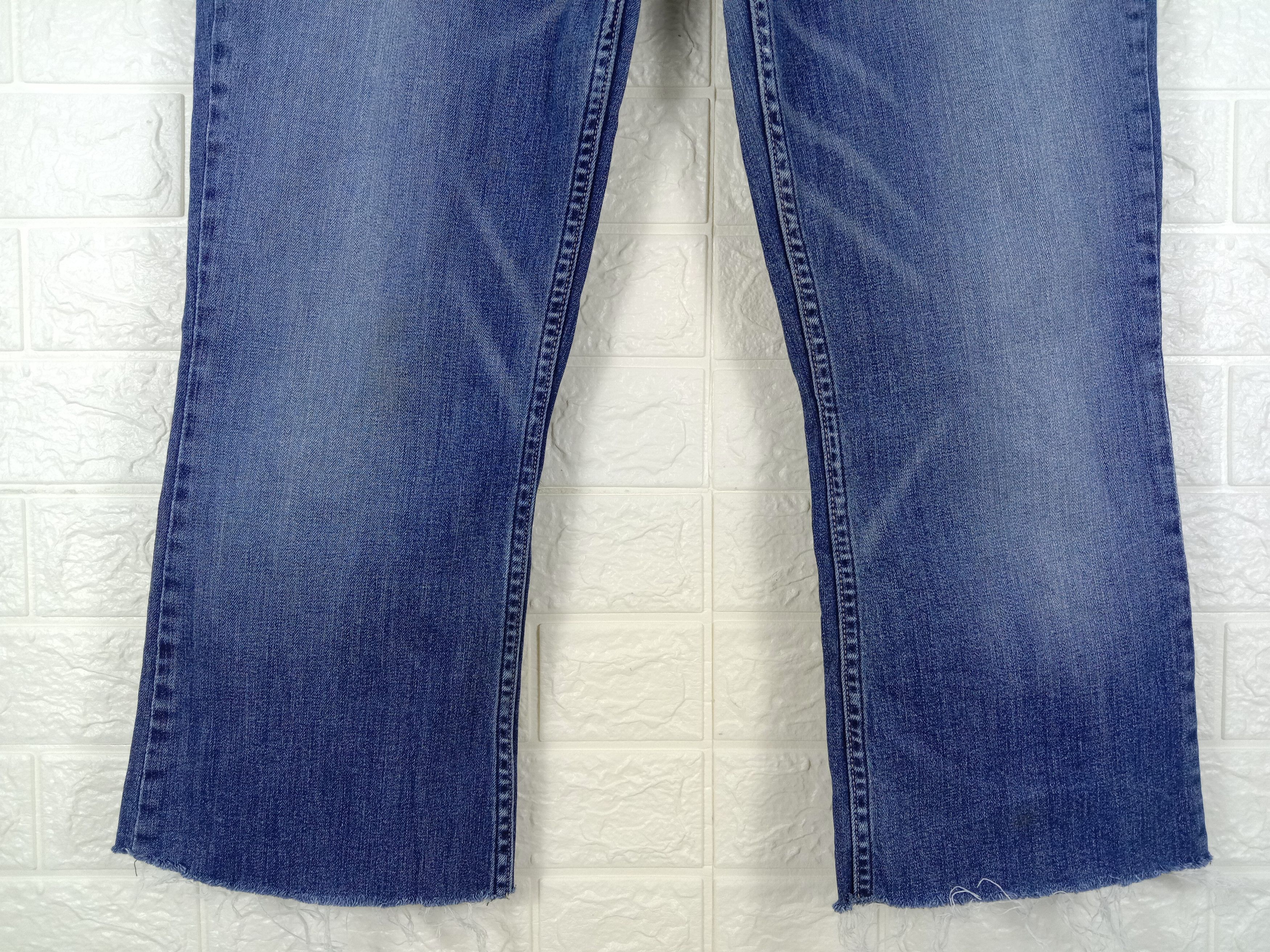 Levi's Vintage Levi's 524 Jeans Distressed Denim Size 34" / US 12 / IT 48 - 4 Thumbnail
