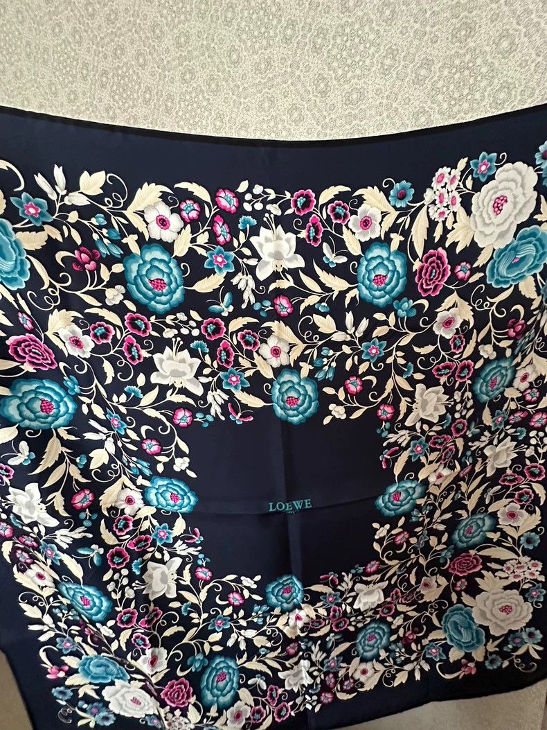 Loewe LOEWE A genuine silk scarf Size ONE SIZE - 4 Thumbnail