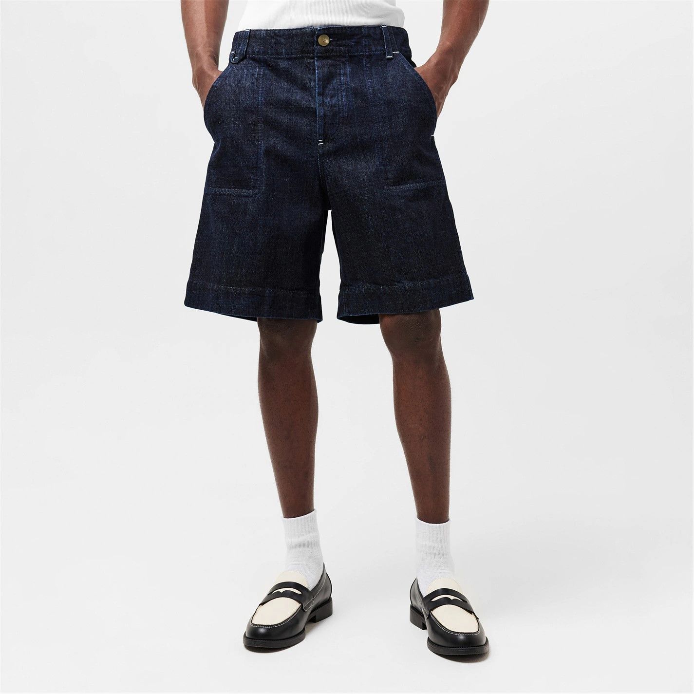 Jacquemus o1g2r1mq0426 Le Short De-Nimes Shorts in Dark Navy Size US 30 / EU 46 - 2 Thumbnail