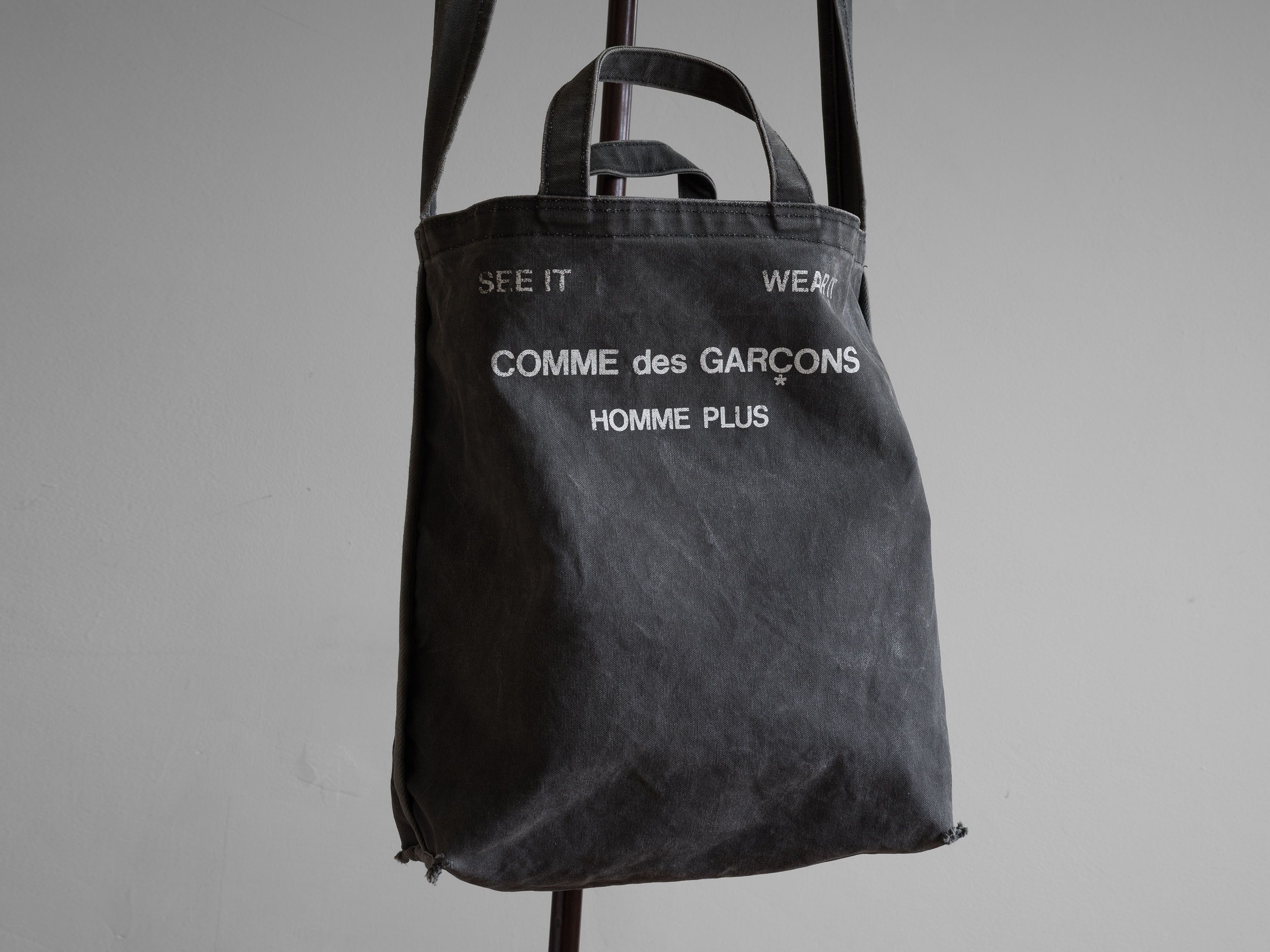 Comme des Garcons Homme Plus AW2001 COMME des GARÇONS HOMME PLUS LOGO PRINT BAG Size ONE SIZE - 2 Thumbnail