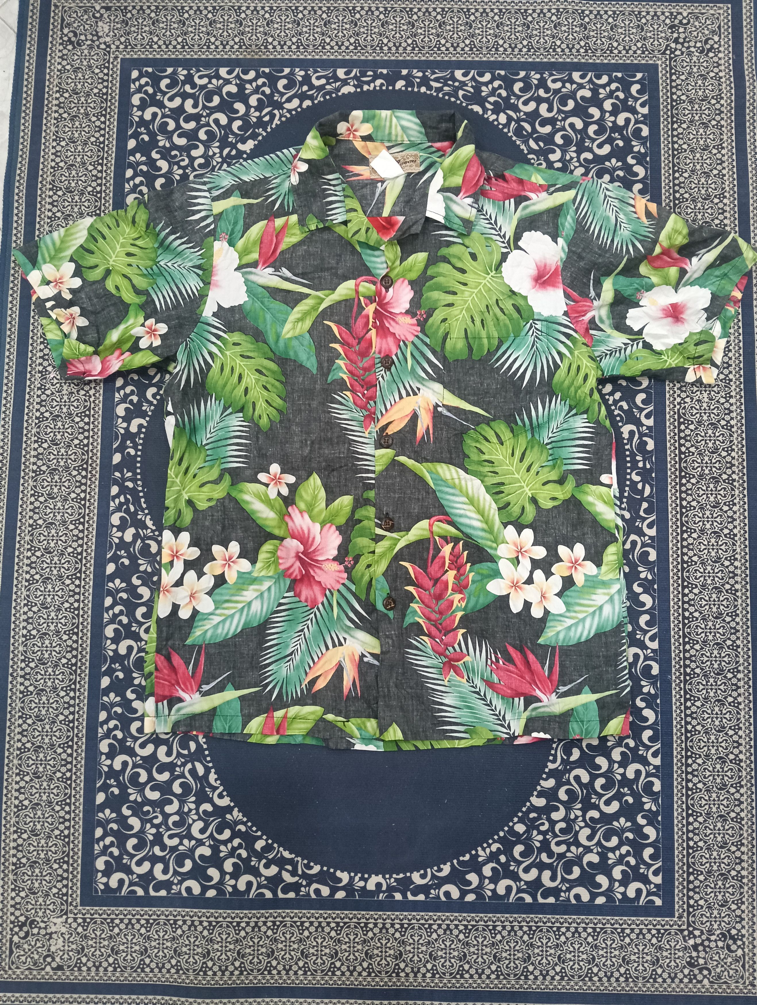 Vintage Vintage Hawaii Buttons Up Size US L / EU 52-54 / 3 - 1 Thumbnail