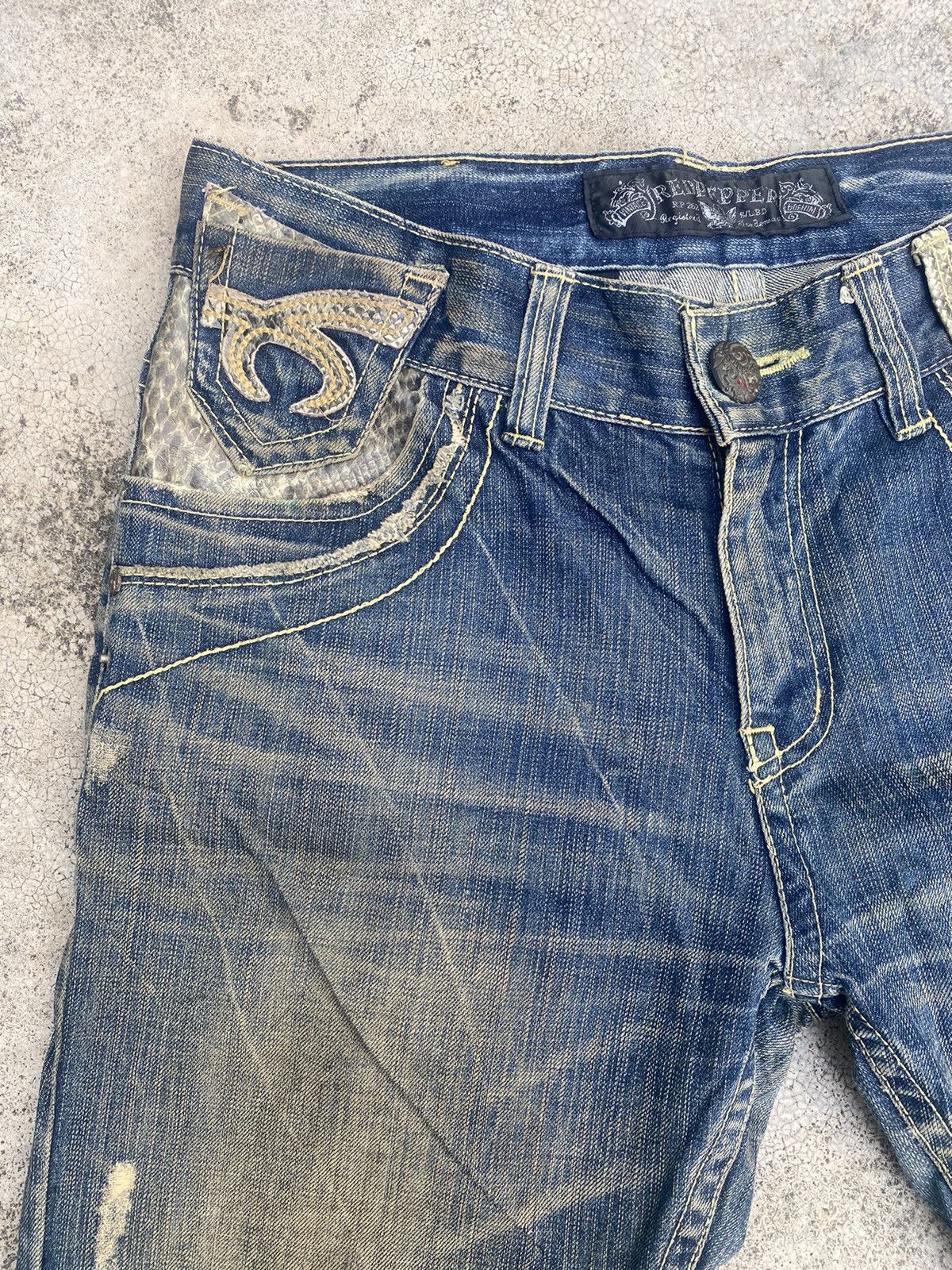 If Six Was Nine × Japanese Brand Flare Jeans Red Pepper Clawmark Snake Skin Size US 34 / EU 50 - 8 Thumbnail