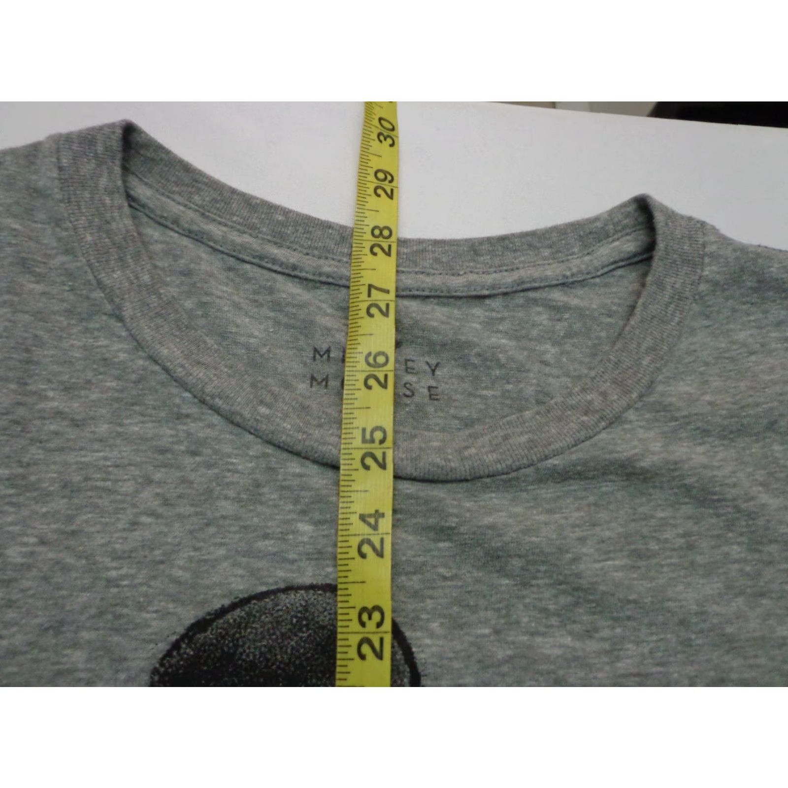 Disney VINTAGE Disney Mickey Mouse Classic Distressed Graphic Men's Gray Heather T-Shirt Large Size US L / EU 52-54 / 3 - 5 Thumbnail