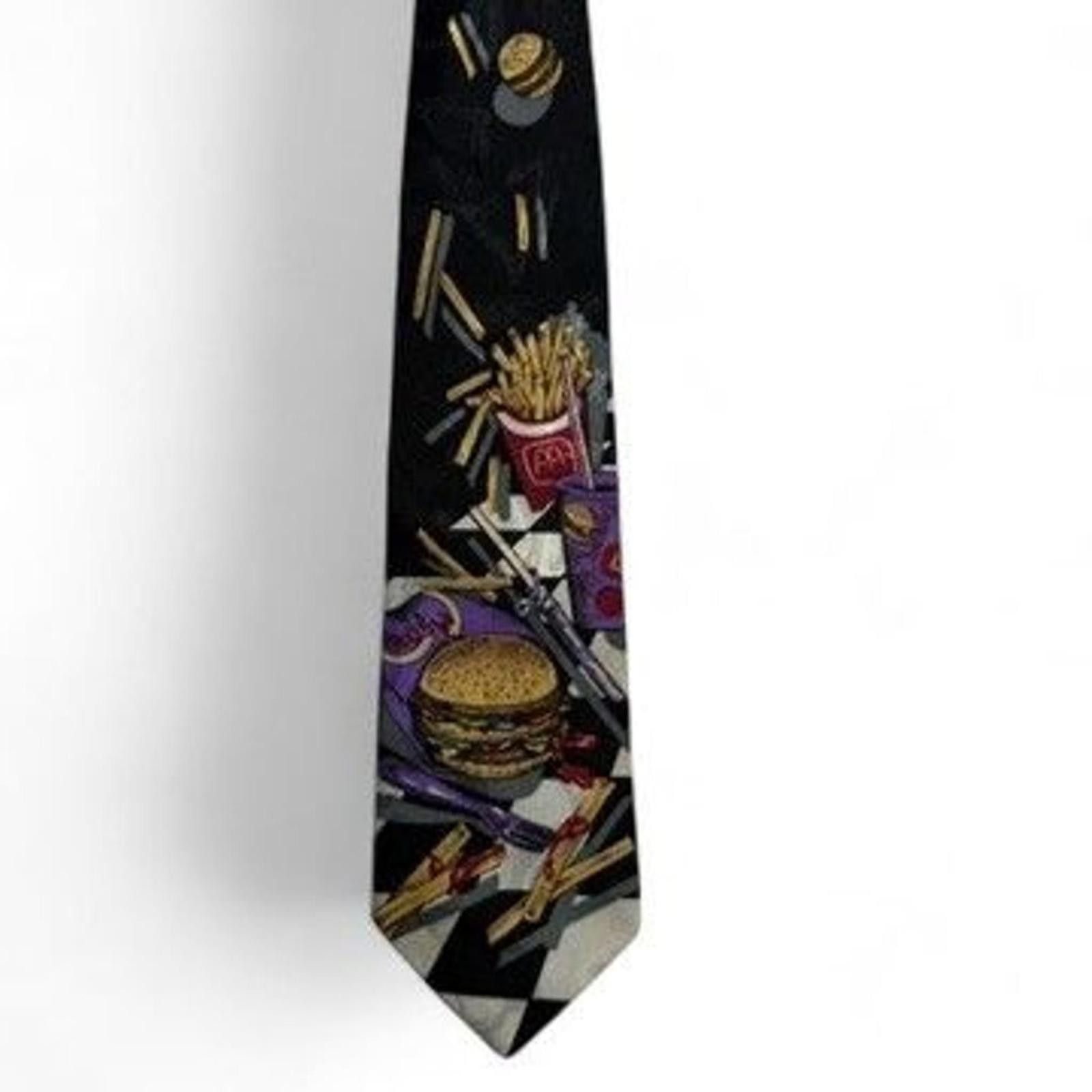 Designer Vintage 1994 MCDONALD'S Men's Necktie, Big Mac & Fries Size ONE SIZE - 1 Thumbnail