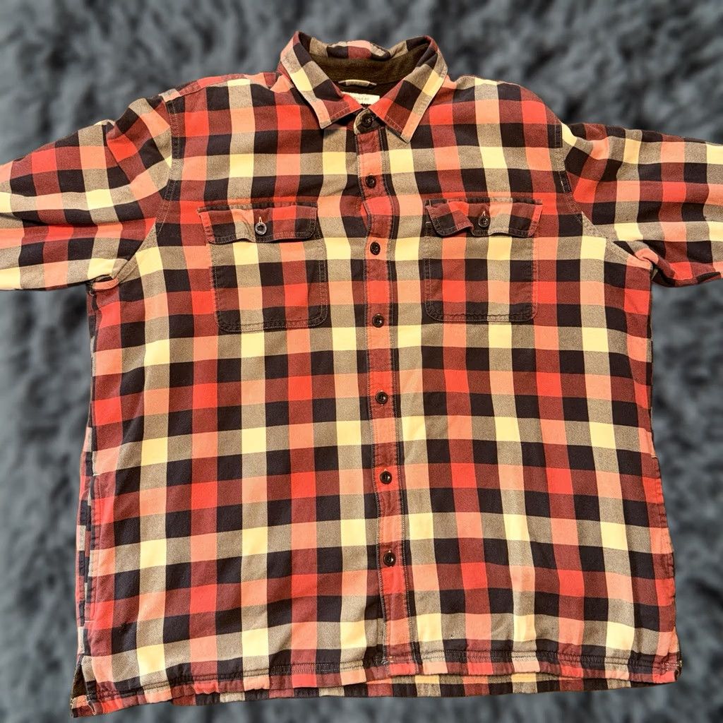 Vintage VINTAGE LL Bean Shacket Mens XXL Red Beige Black Plaid Fleece Lined Flannel Shirt Size US XXL / EU 58 / 5 - 1 Thumbnail