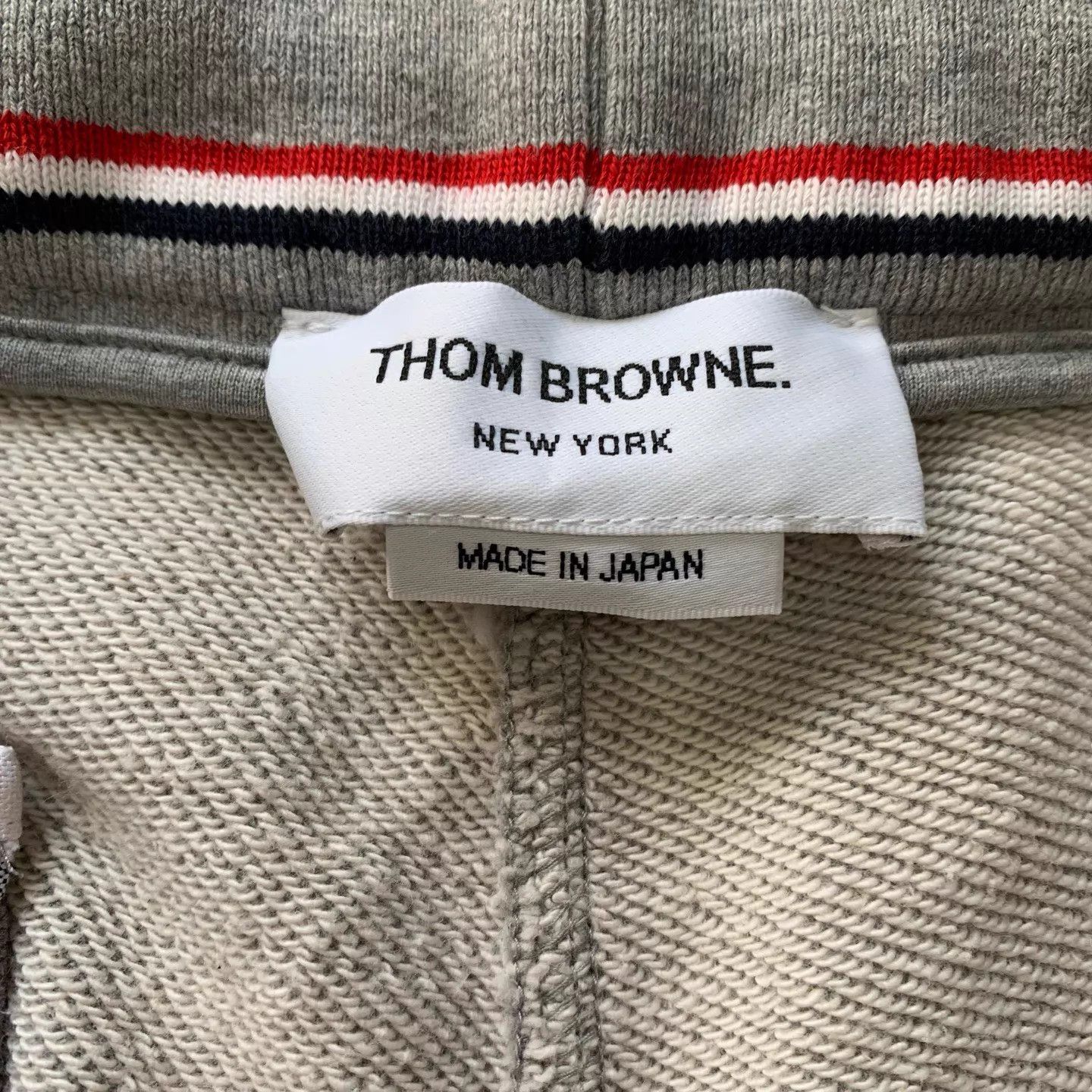 Thom Browne TB Gray 4Stripe Short 5 95 New Left Back Leg Stain Size US 38 / EU 54 - 5 Thumbnail