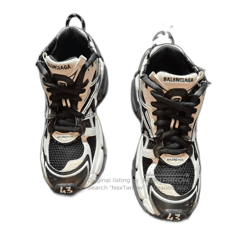 Balenciaga Balenciaga Runner Black and White Sneakers. Size US 10 / EU 43 - 1 Thumbnail