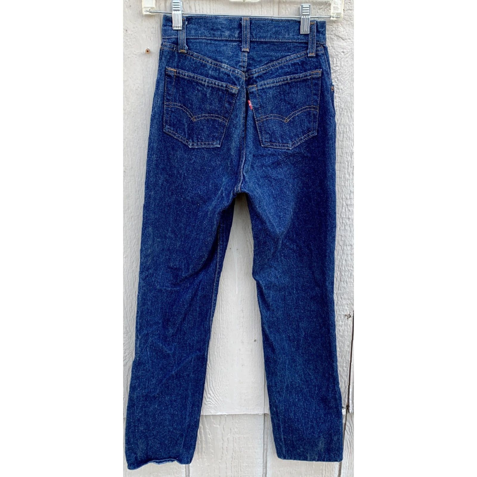 Levi's VINTAGE Levi's Button Fly 501 Jeans Junior Size 3 23" Waist 30" Inseam Blue Mens Womens Boys Girls Size 26" / US 2 / IT 38 - 4 Thumbnail