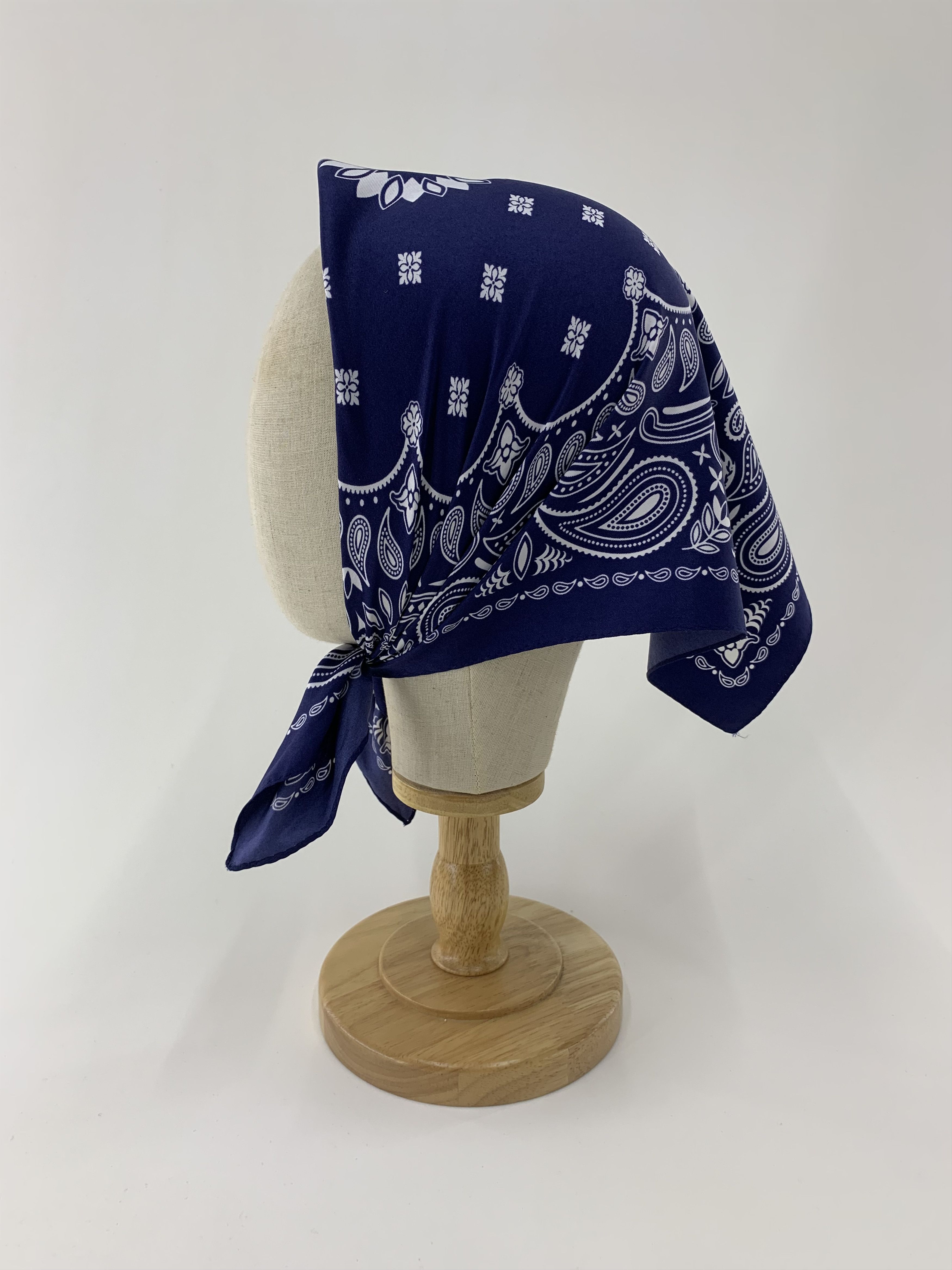 Vintage Blue Paisley Scarf Bandana Handkerchief TC1425 Size ONE SIZE - 3 Thumbnail