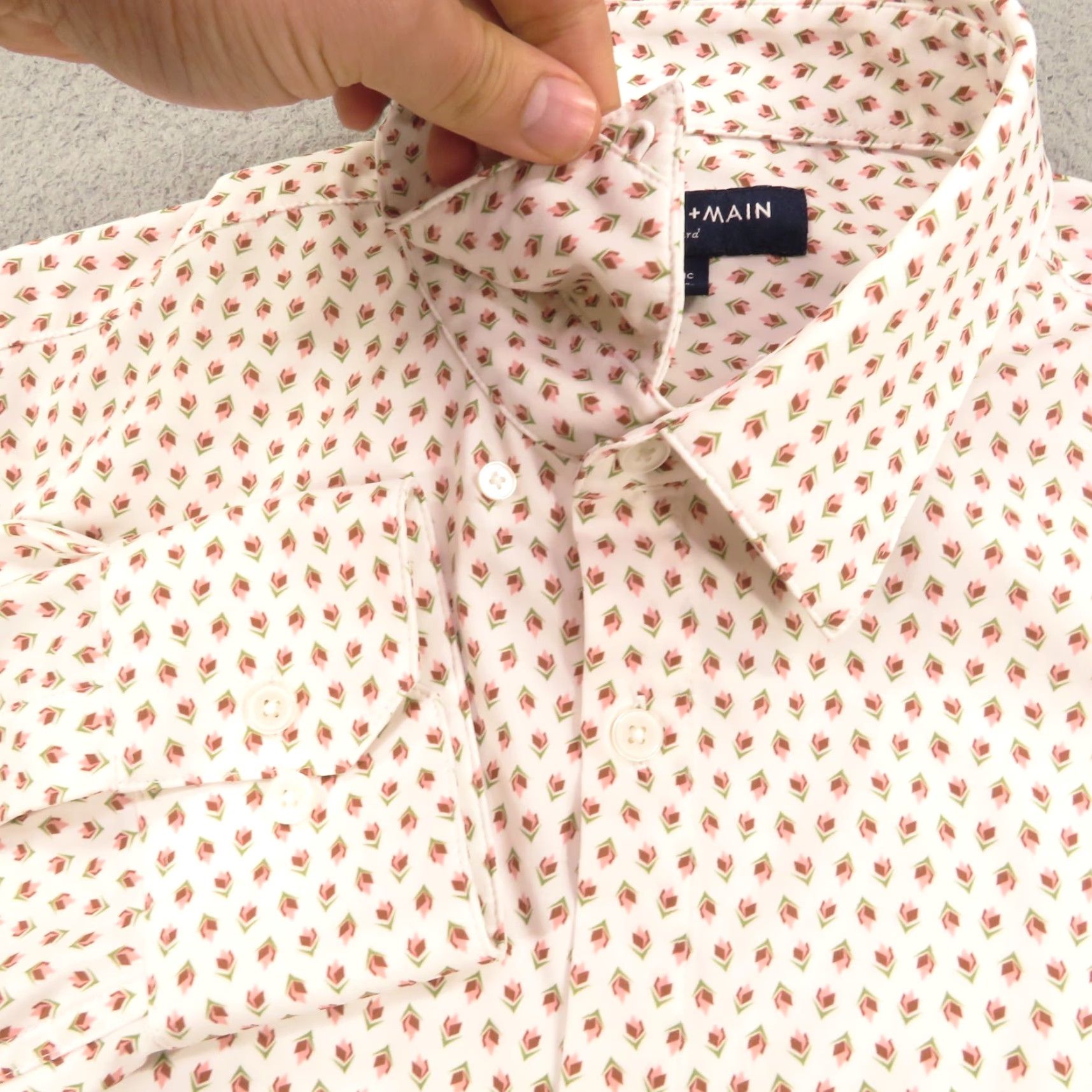 Mizzen+Main Mizzen+Main Shirt Mens Large White Pink Green Rose Geometric Graphic Button Down Shirt Mens Large White Pink Green Rose Geometric Graphic Button-Down Size US L / EU 52-54 / 3 - 4 Thumbnail