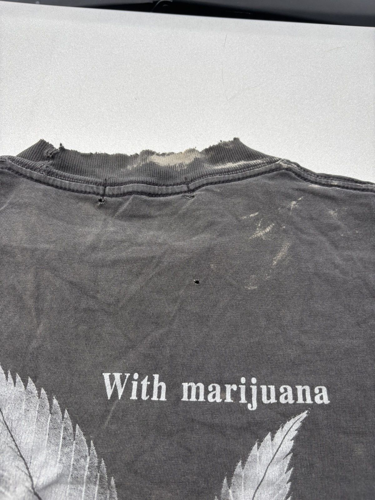 Vintage Vintage 90’s Open Up With Marjuana Tshirt Size US L / EU 52-54 / 3 - 7 Thumbnail