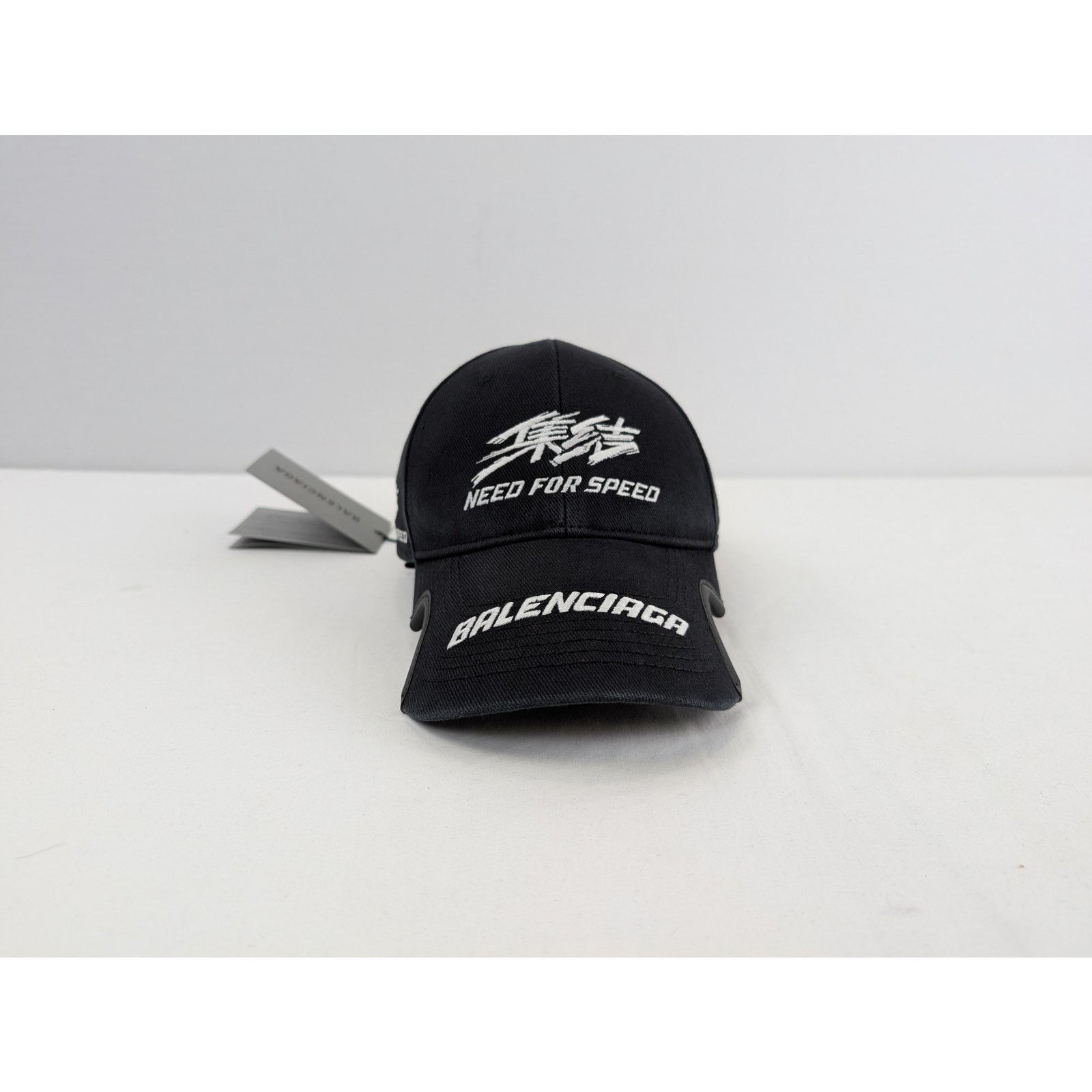 Balenciaga o1rshd1 Size: M / Cap / Hat in Black Size ONE SIZE - 1 Thumbnail