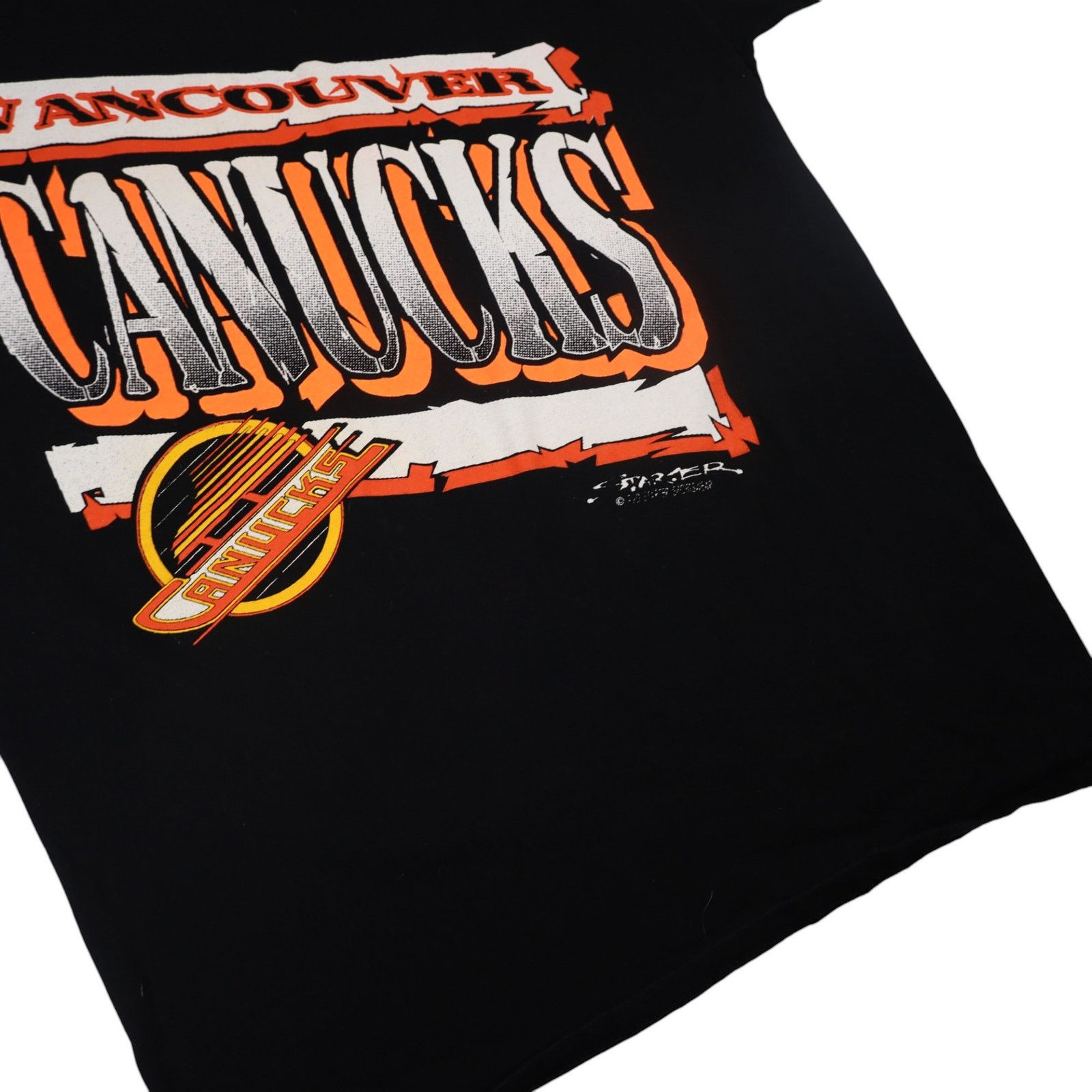 NHL × Starter × Vintage Vintage 90s Starter Vancouver Canucks Hockey Graphic T Shirt Size US M / EU 48-50 / 2 - 3 Thumbnail