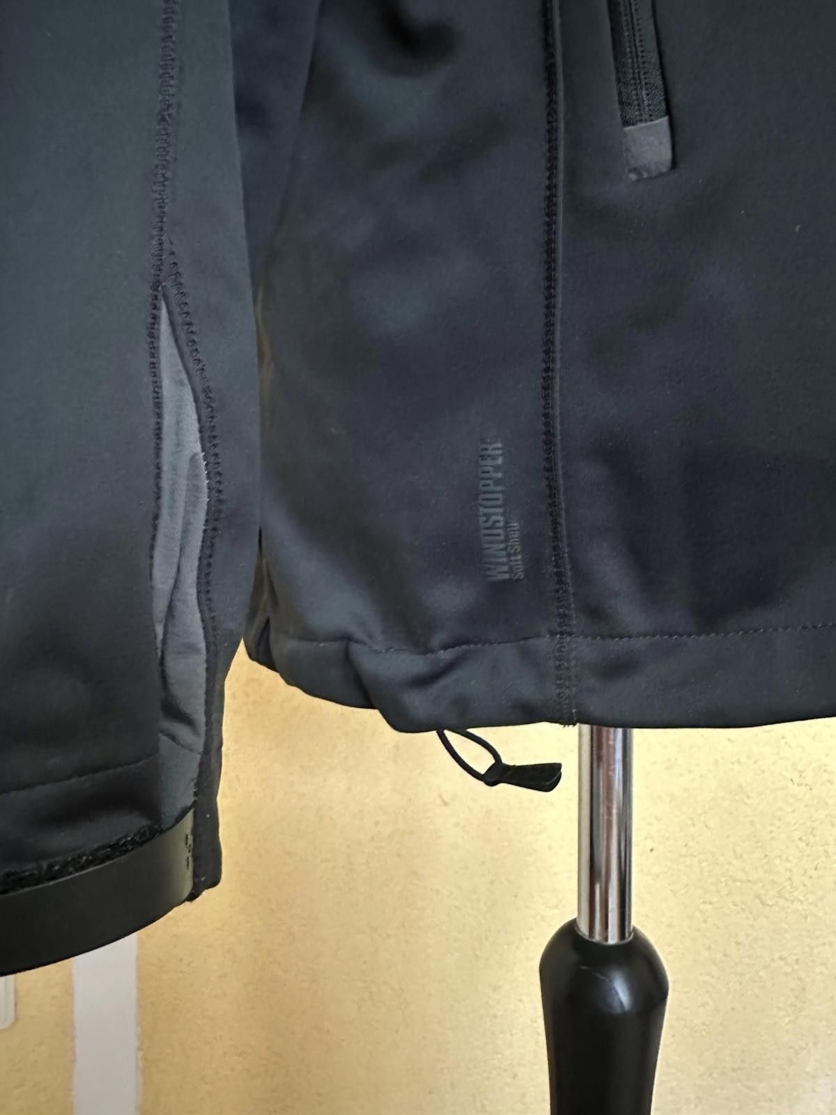 Haglofs HAGLOFS Ultra Windstopper Soffshell Jacket Sz L Size US L / EU 52-54 / 3 - 7 Thumbnail