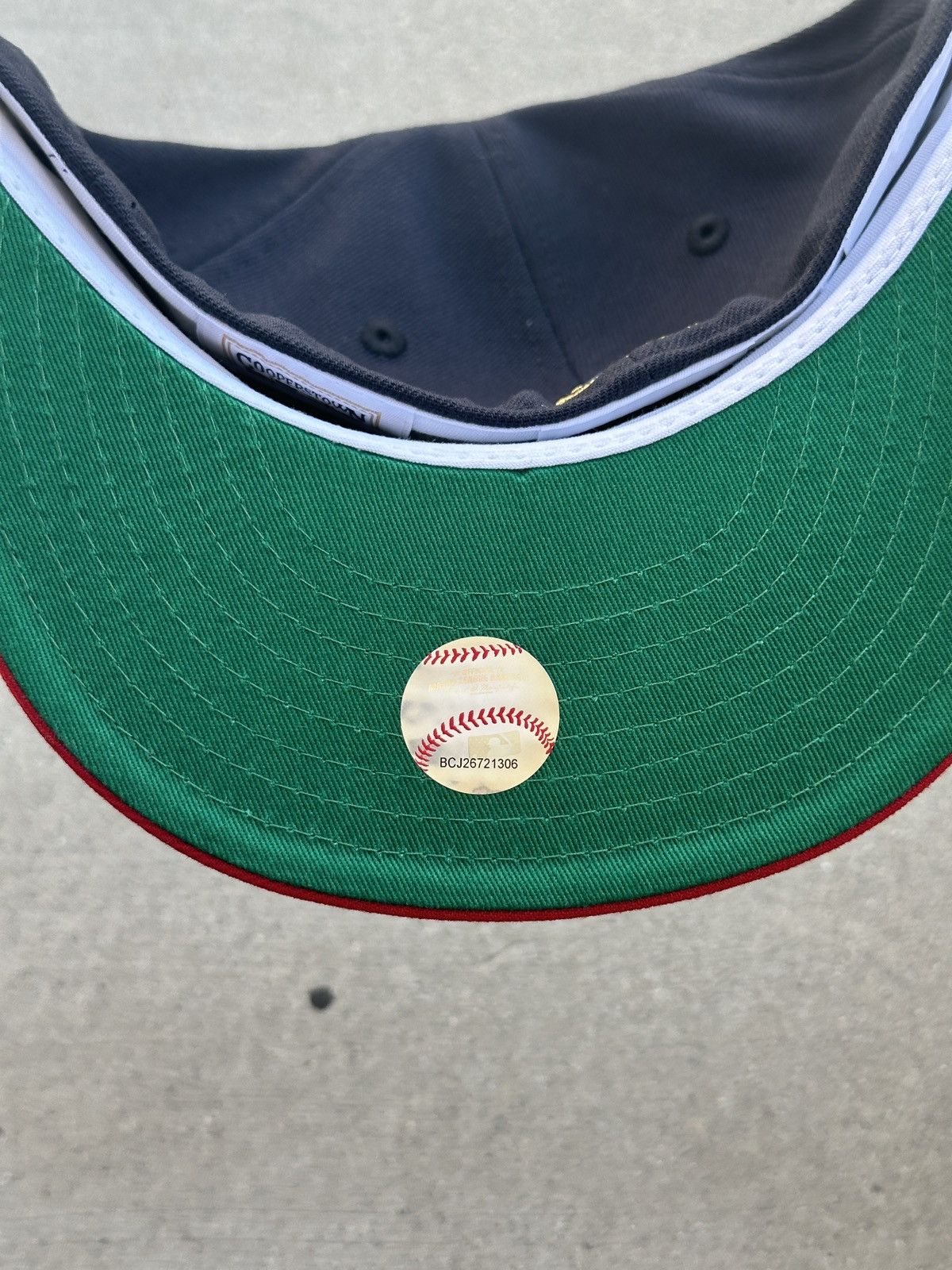 MLB × New Era Cleveland Indians Two Tone Fitted Hat 7 1/4 Size ONE SIZE - 3 Thumbnail
