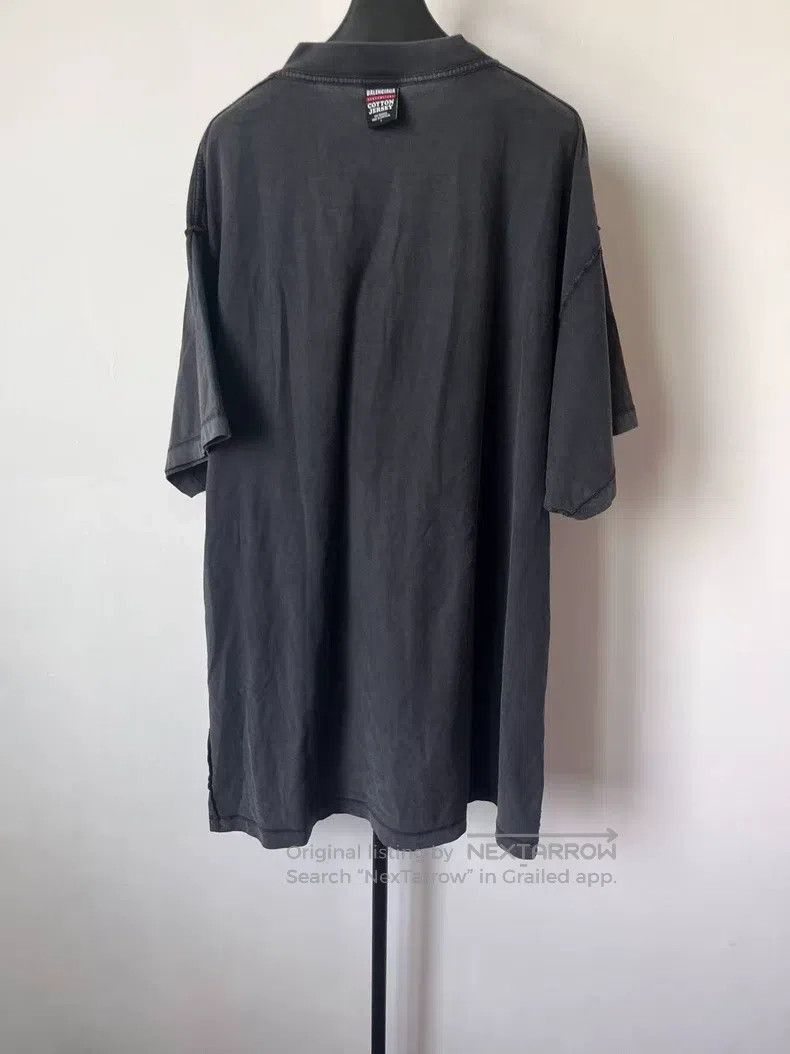 Balenciaga Balenciaga Round Neck Plain Knit Short Sleeve T-Shirt Size US L / EU 52-54 / 3 - 2 Thumbnail