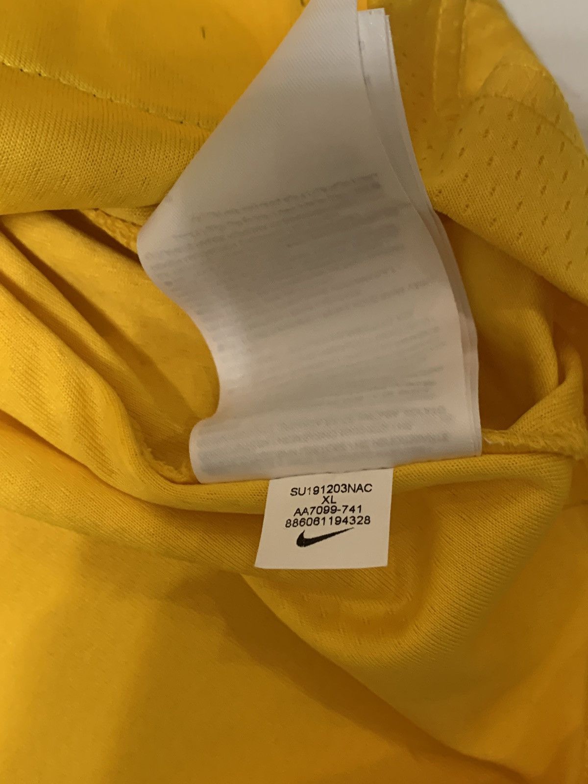 NBA × Nike LeBron James Lakers Jersey Nike Size US XL / EU 56 / 4 - 4 Thumbnail