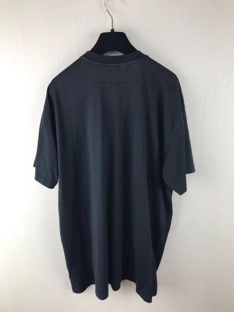 Givenchy Givenchy Shark Short Sleeve Size US S / EU 44-46 / 1 - 2 Thumbnail