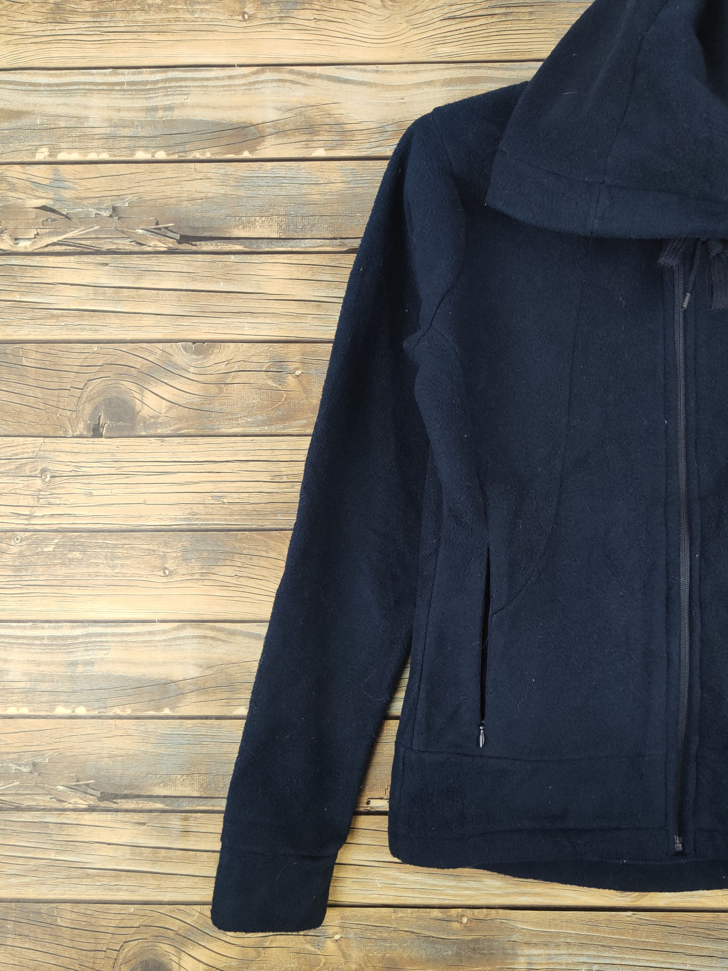 Descente × Japanese Brand × Vintage Descente Navy Hoodie Sweaters #W1135 Size US S / EU 44-46 / 1 - 3 Thumbnail