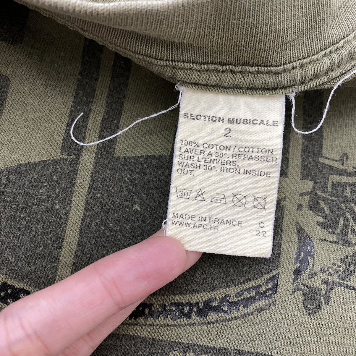 A.P.C. APC SECTION MUSICALE French Designer Logo Print Khaki Short Size US M / EU 48-50 / 2 - 4 Thumbnail