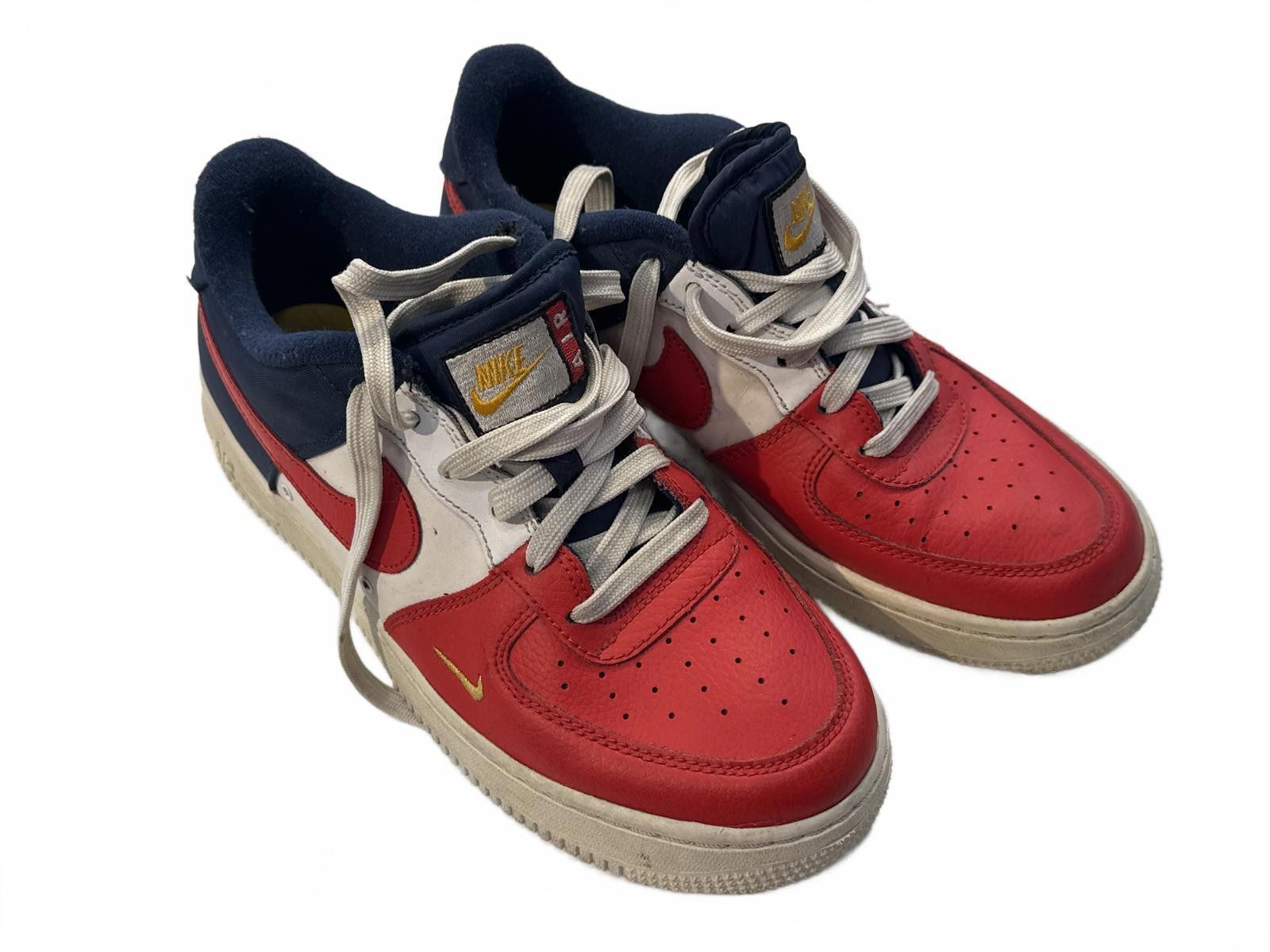 Nike [2017] Nike Air Force 1 Low "Independence Day" 6.5 Y Size US 6.5 / EU 39-40 - 1 Thumbnail