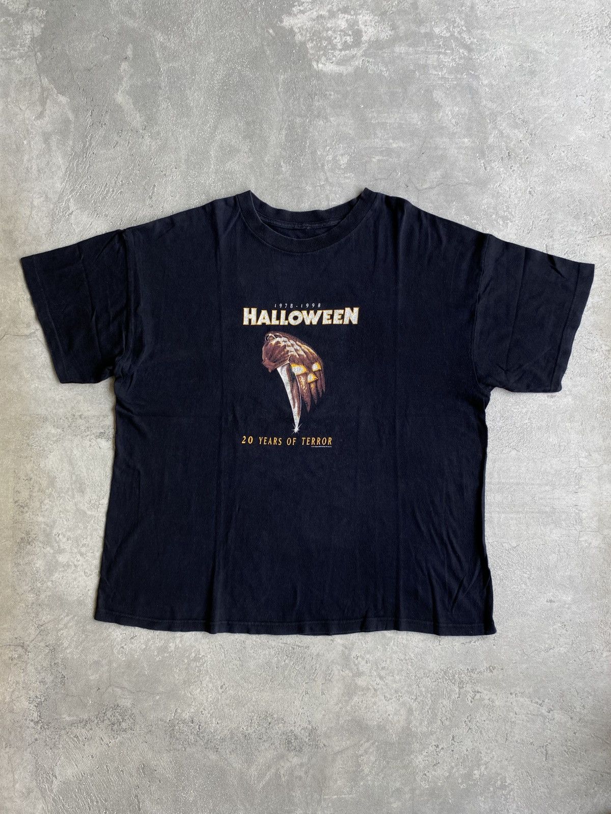 Band Tees Vintage Halloween 20 Years Of Terror Shirt Size US XL / EU 56 / 4 - 1 Thumbnail