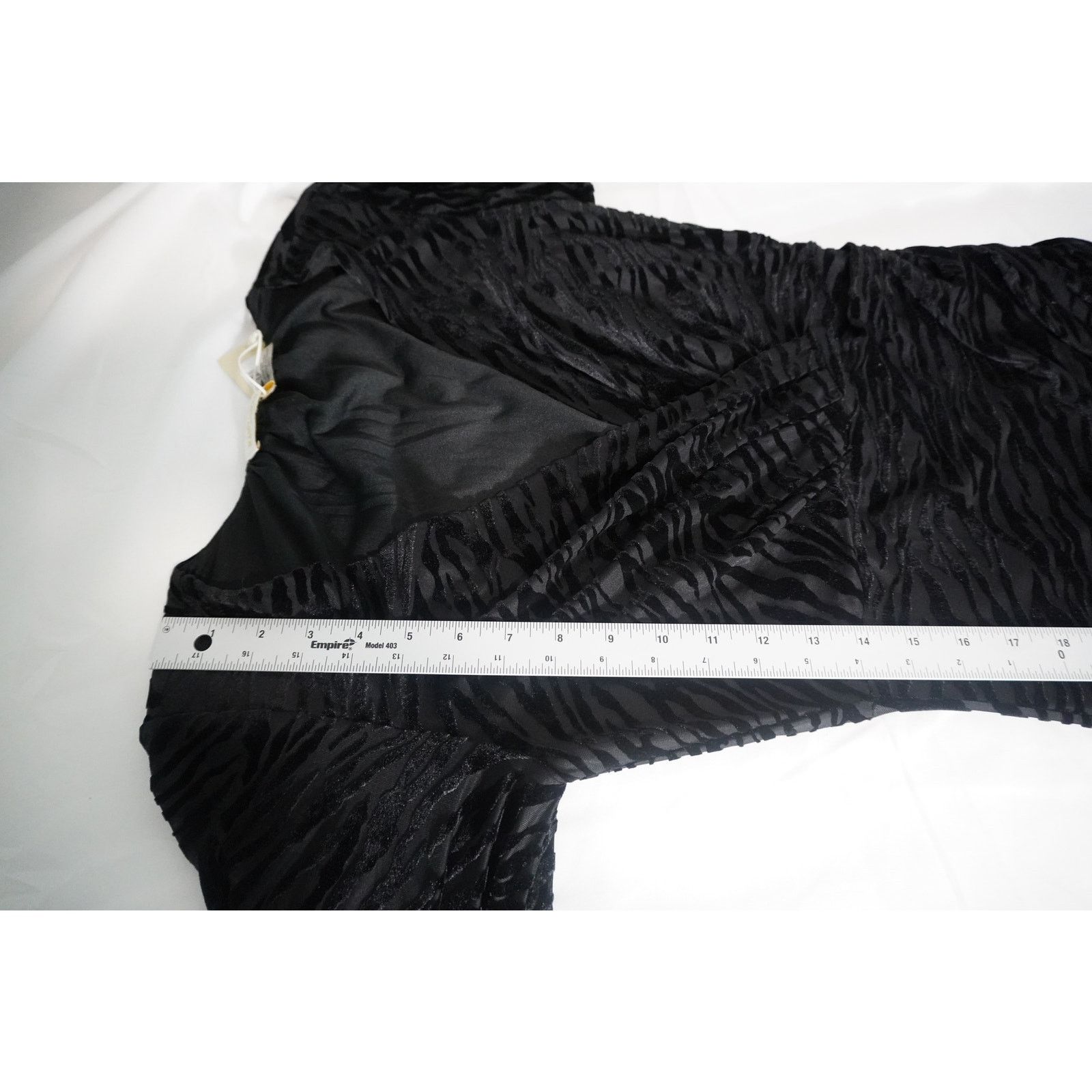 Ramy Brook Ramy Brook Kalani Black Zebra Velvet Burnout - Long Sleeve Size XS / US 0-2 / IT 36-38 - 7 Thumbnail